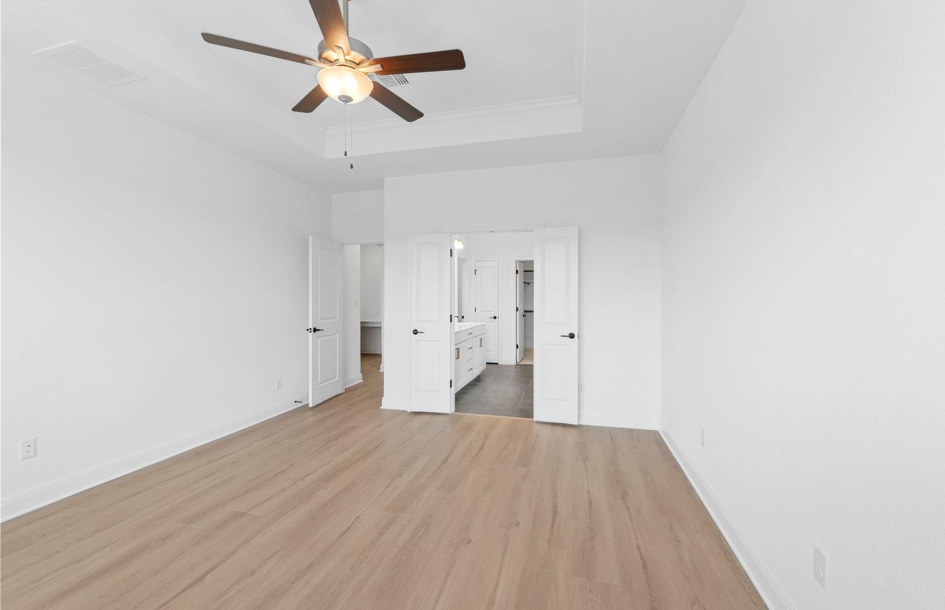 6505 Apache Plum Ln Property Photo 11
