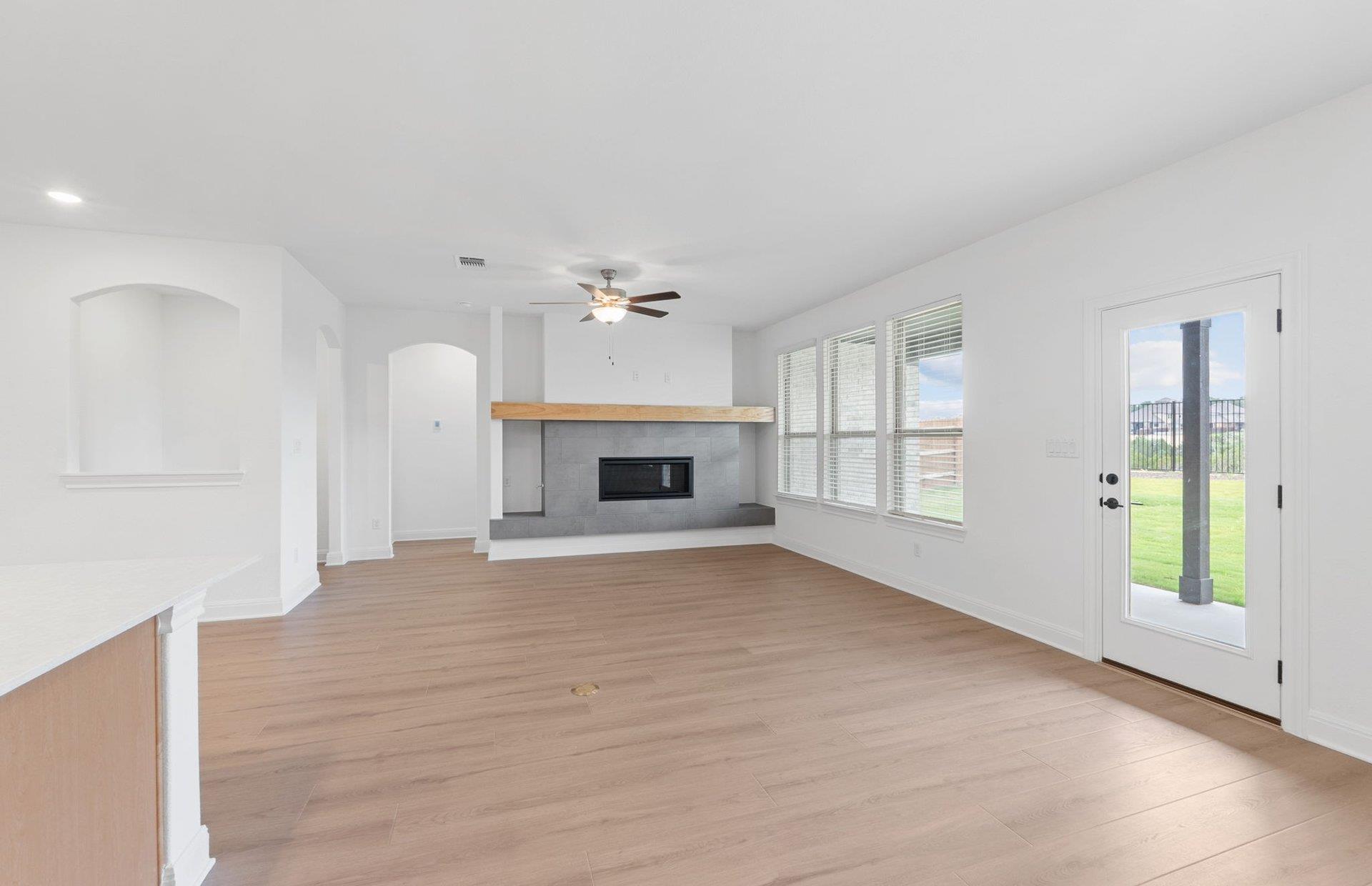 6505 Apache Plum Ln Property Photo 15