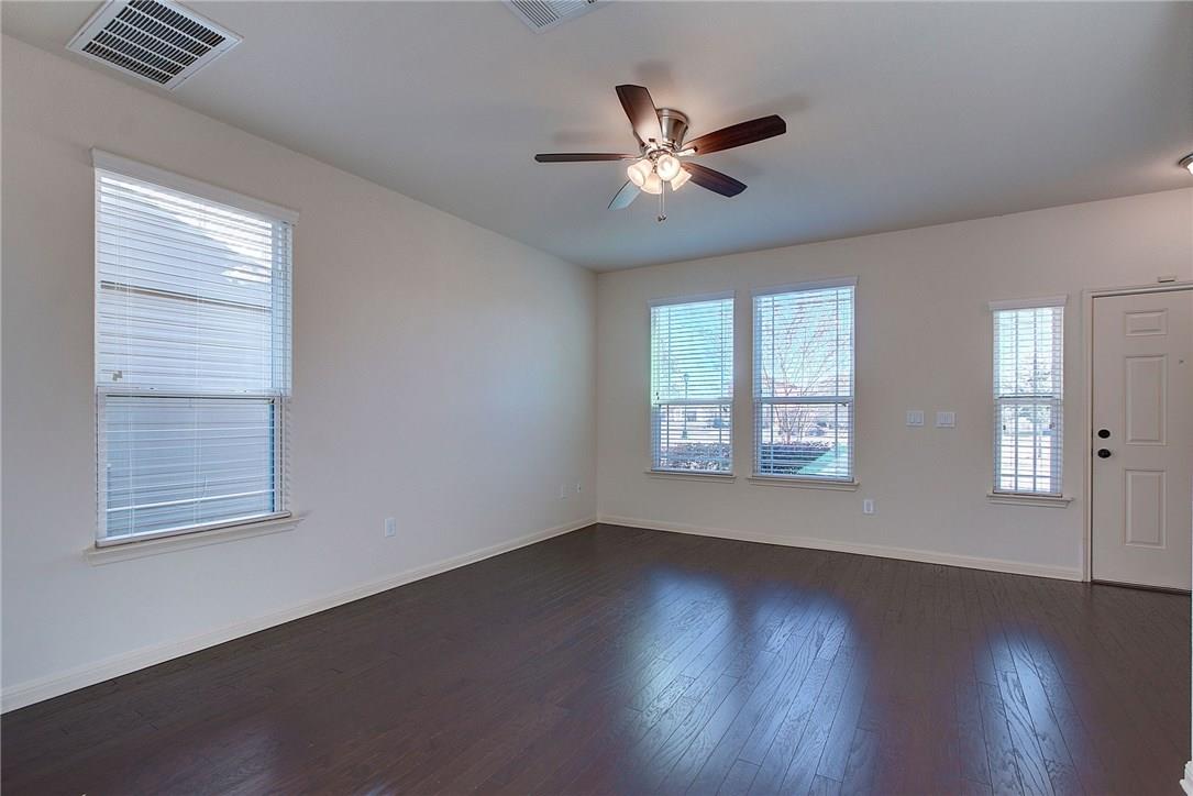 18418 Mammoth Cave Blvd Property Photo 4