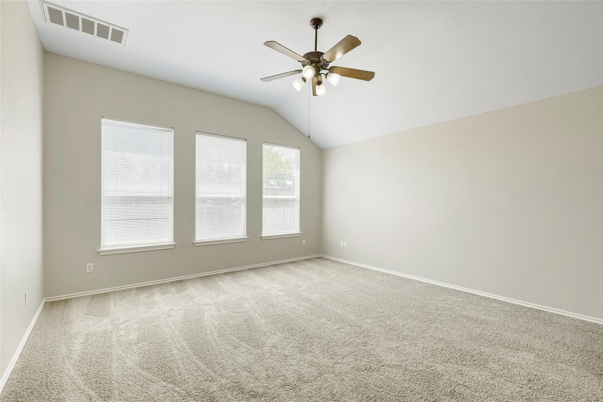18705 Deep Water Dr Property Photo 14