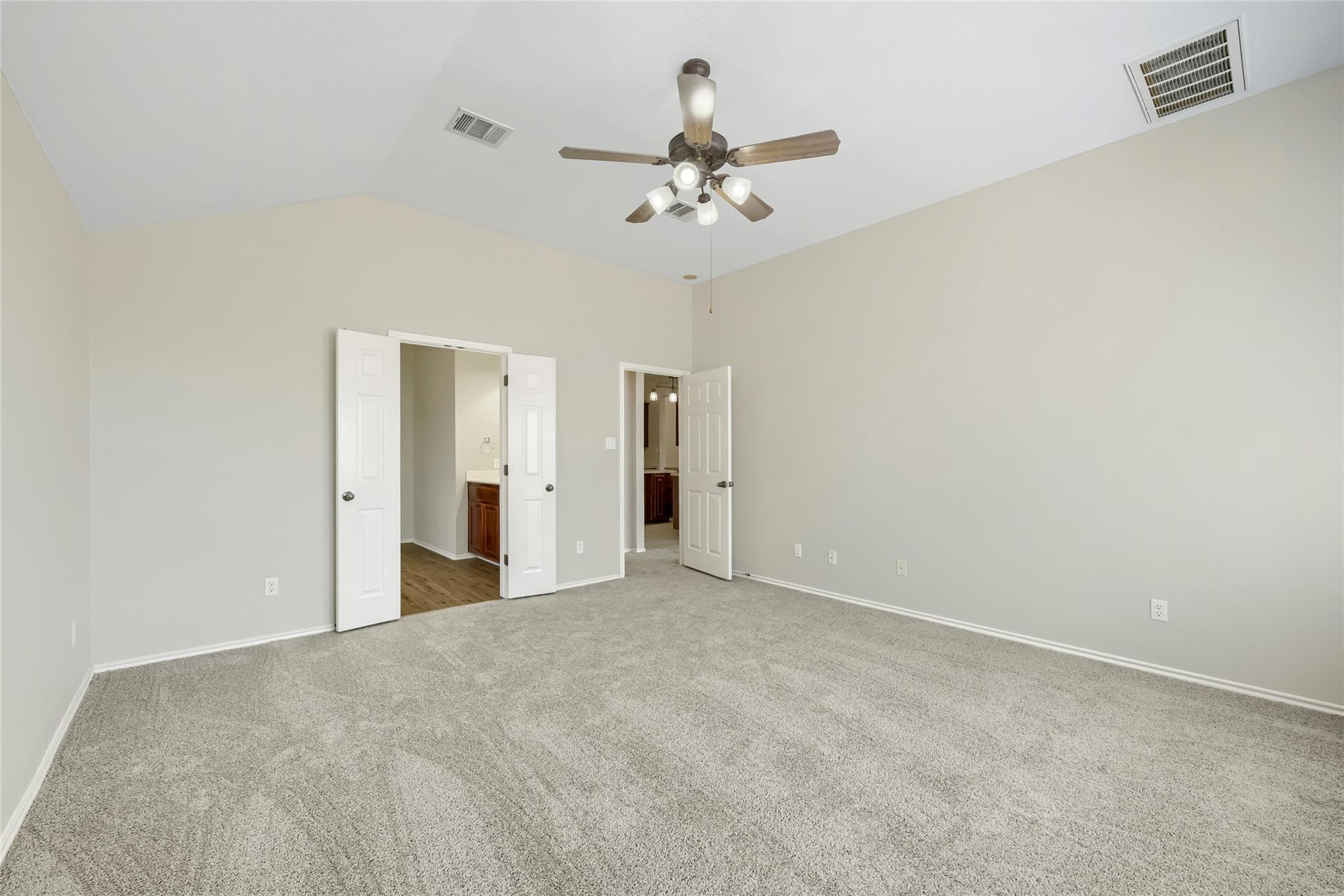 18705 Deep Water Dr Property Photo 15