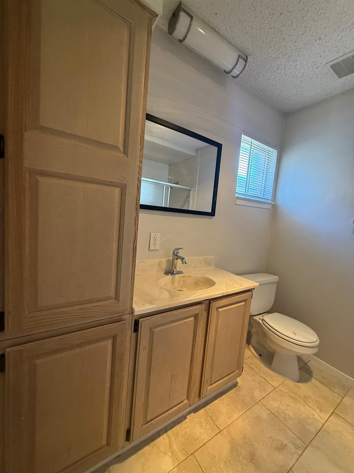 1108 Echo Ln Property Photo 21