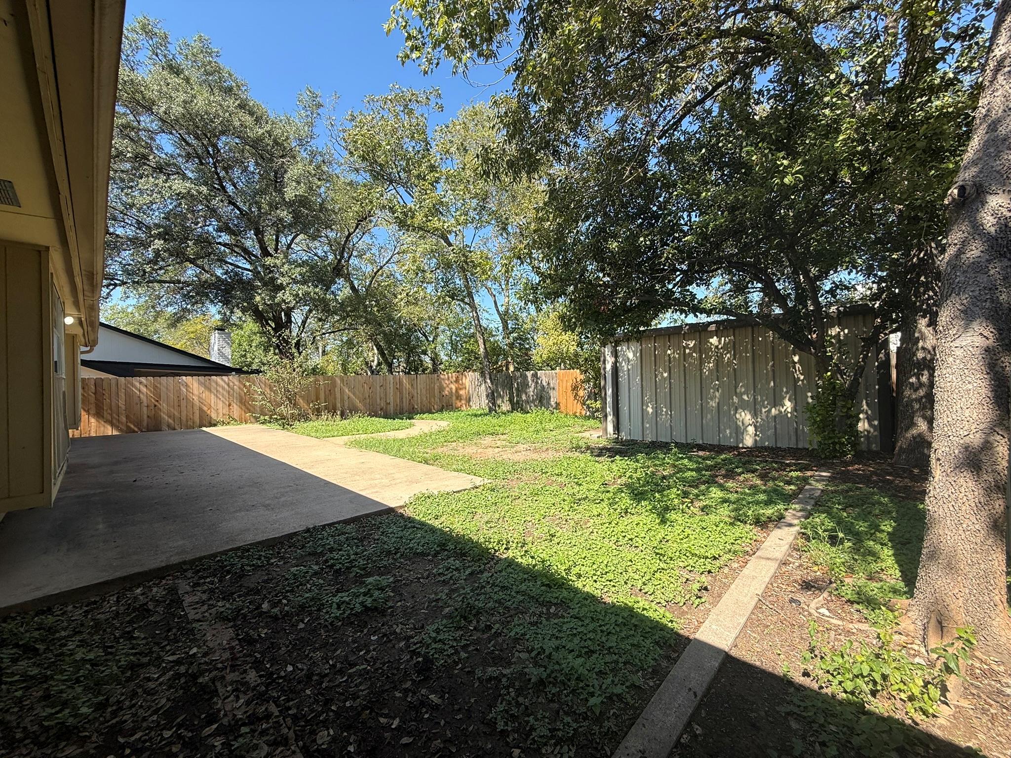 1108 Echo Ln Property Photo 35