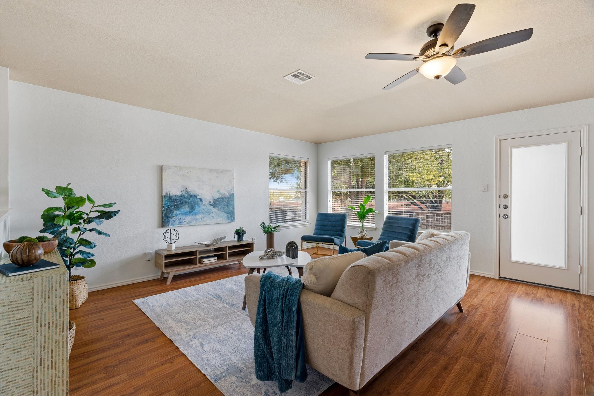 2548 Pearson Way Property Photo 6