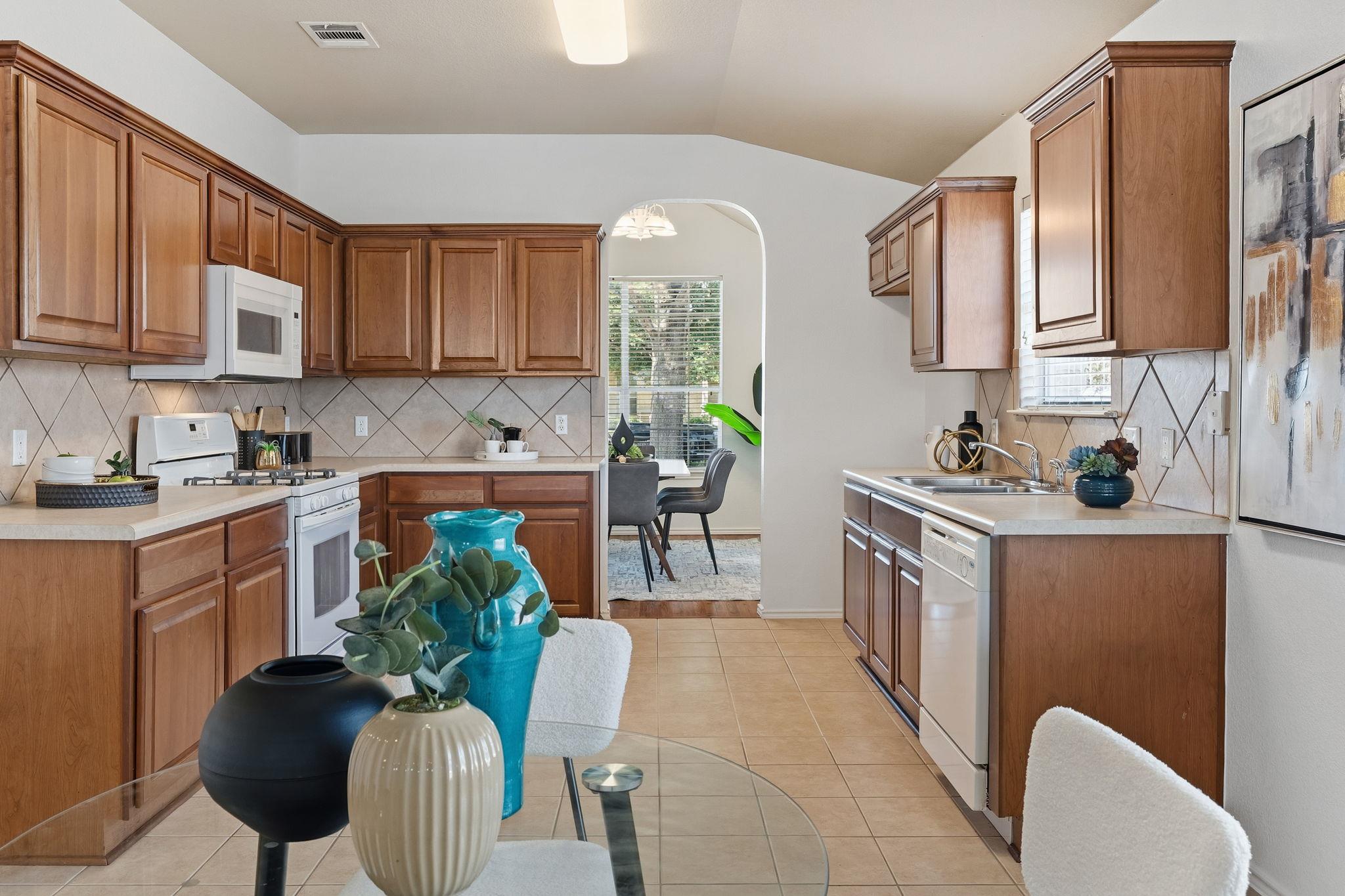 2548 Pearson Way Property Photo 10