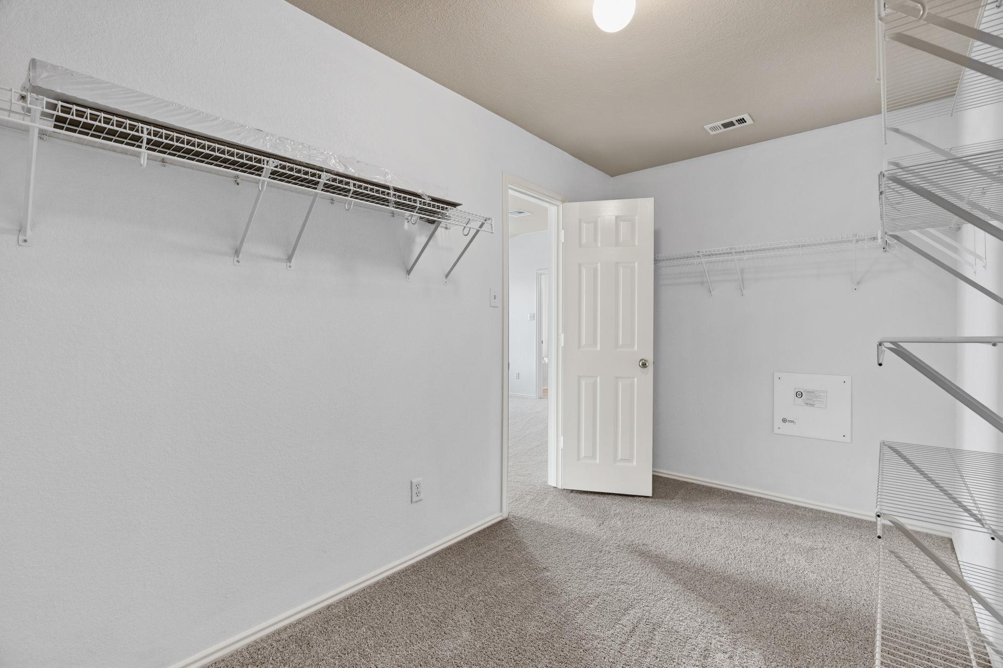 2548 Pearson Way Property Photo 15