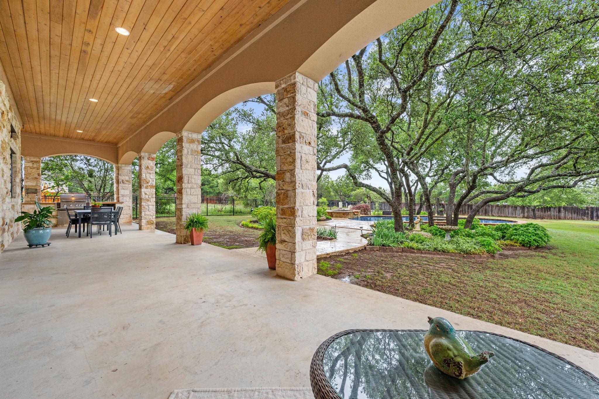 241 Onion Creek Ln Property Photo 35