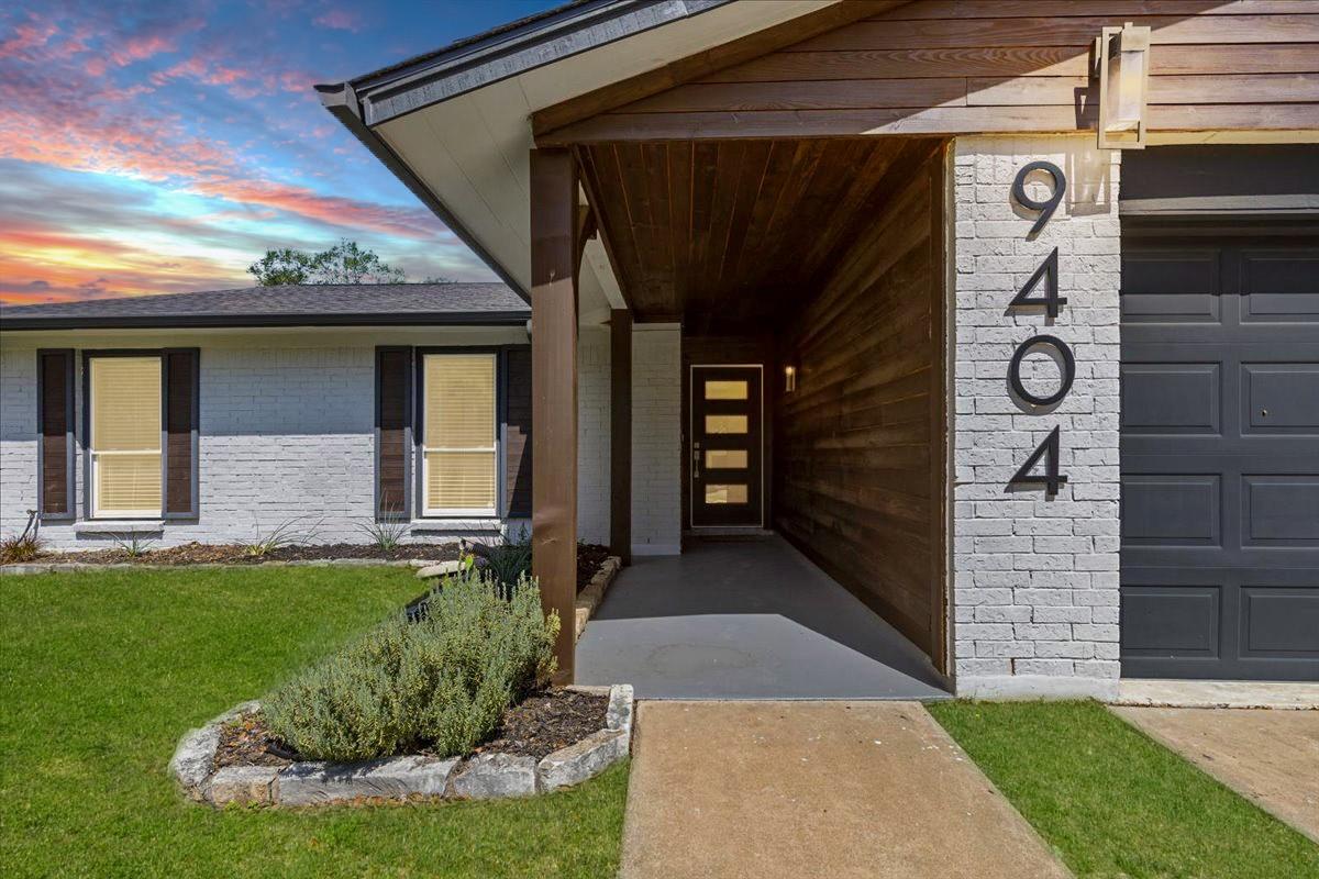 9404 Meadow Vale None Property Photo 1