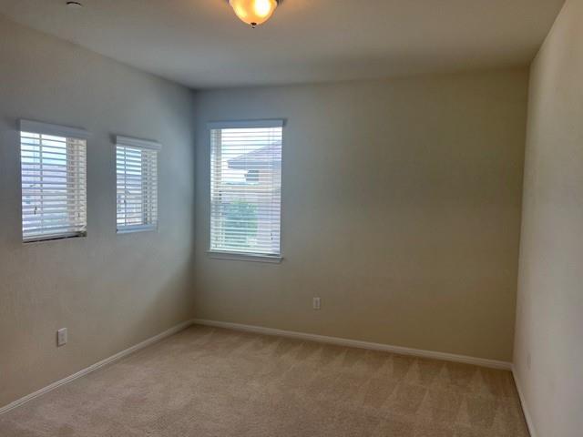 3240 E Whitestone Blvd #75 Property Photo 11