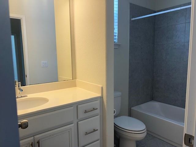 3240 E Whitestone Blvd #75 Property Photo 12