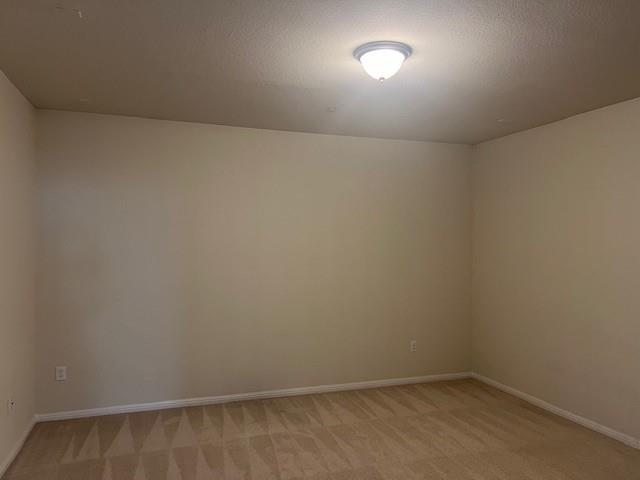 3240 E Whitestone Blvd #75 Property Photo 17
