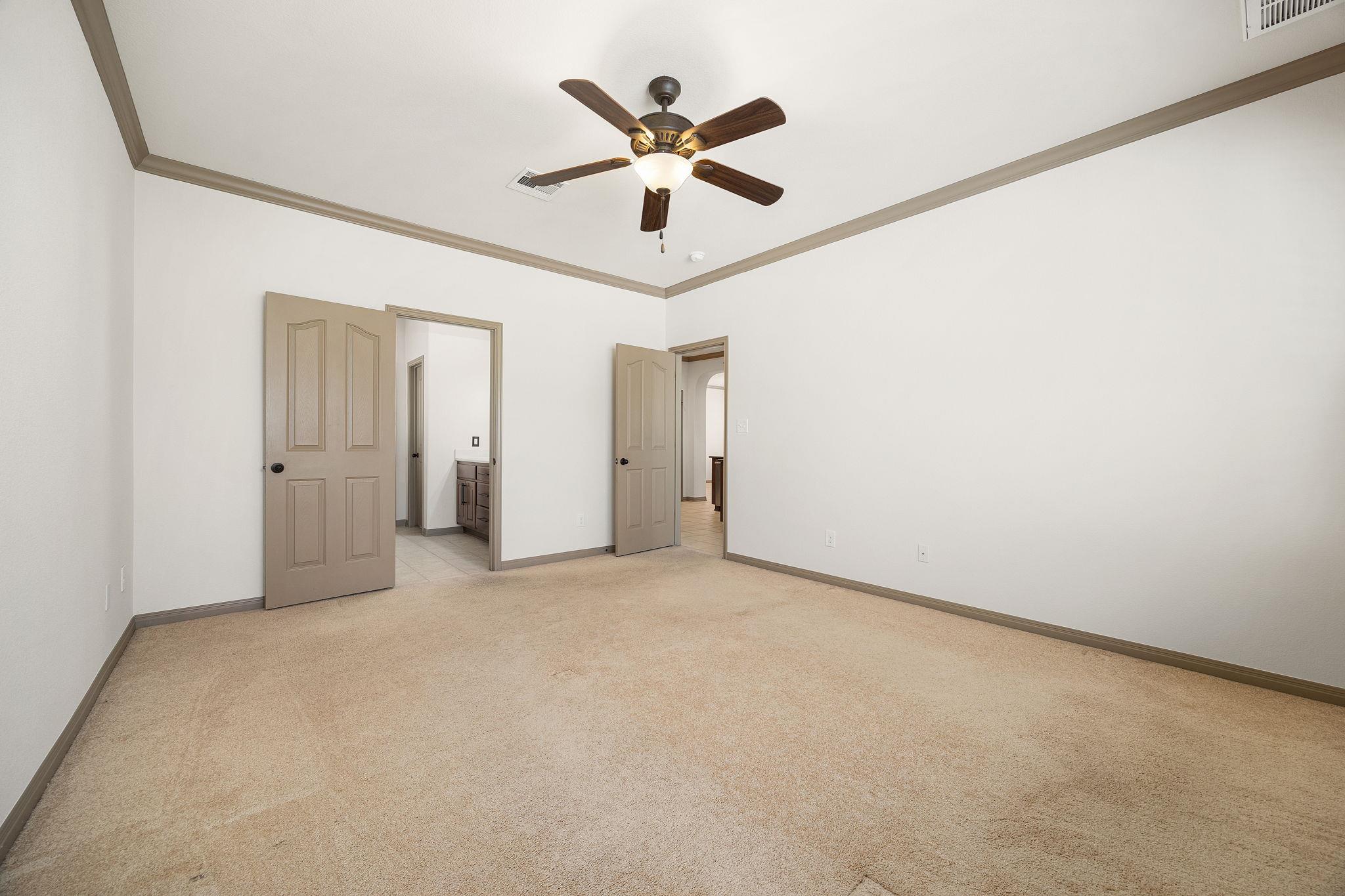 8608 Alophia Dr Property Photo 16
