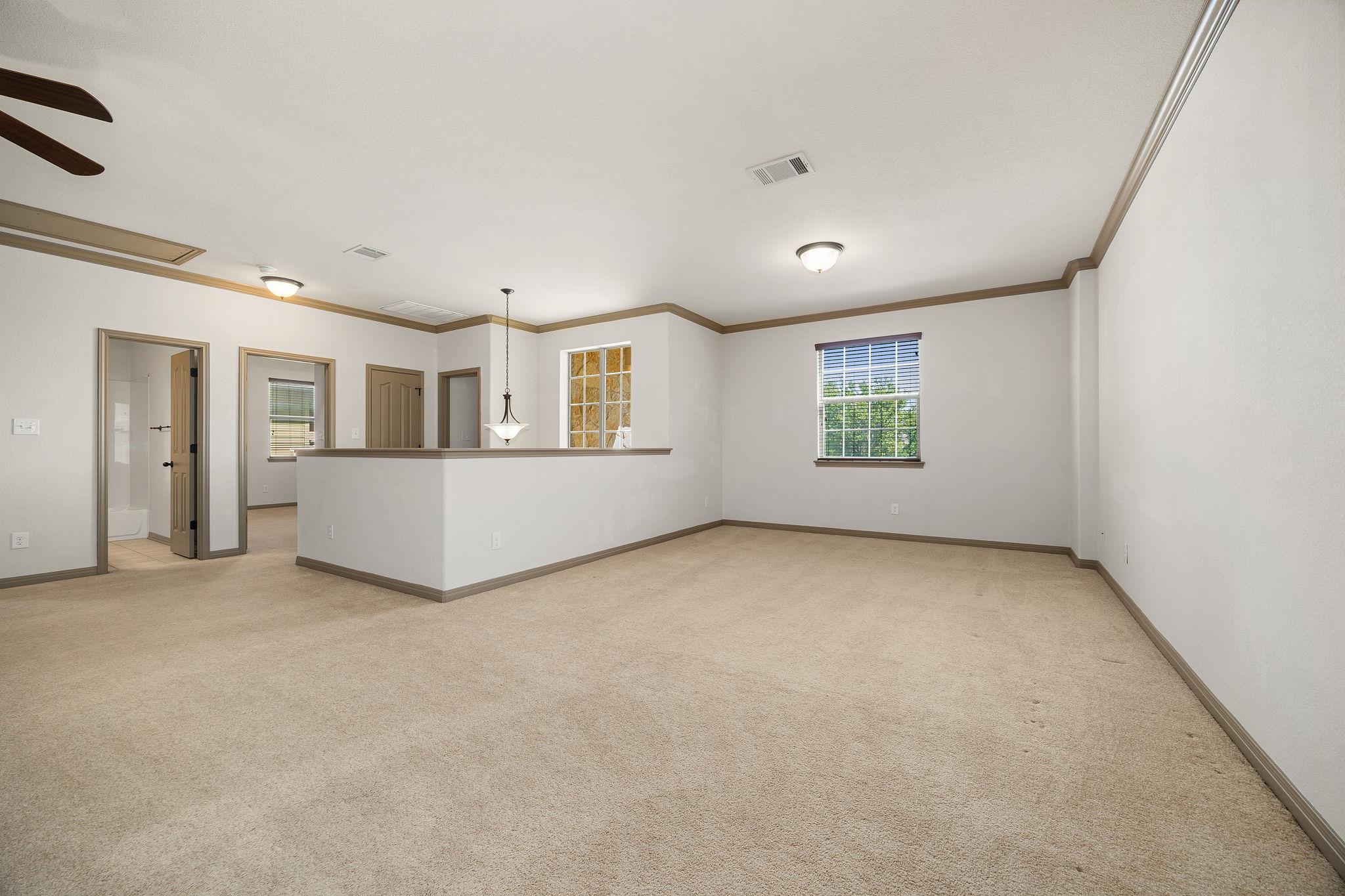 8608 Alophia Dr Property Photo 26