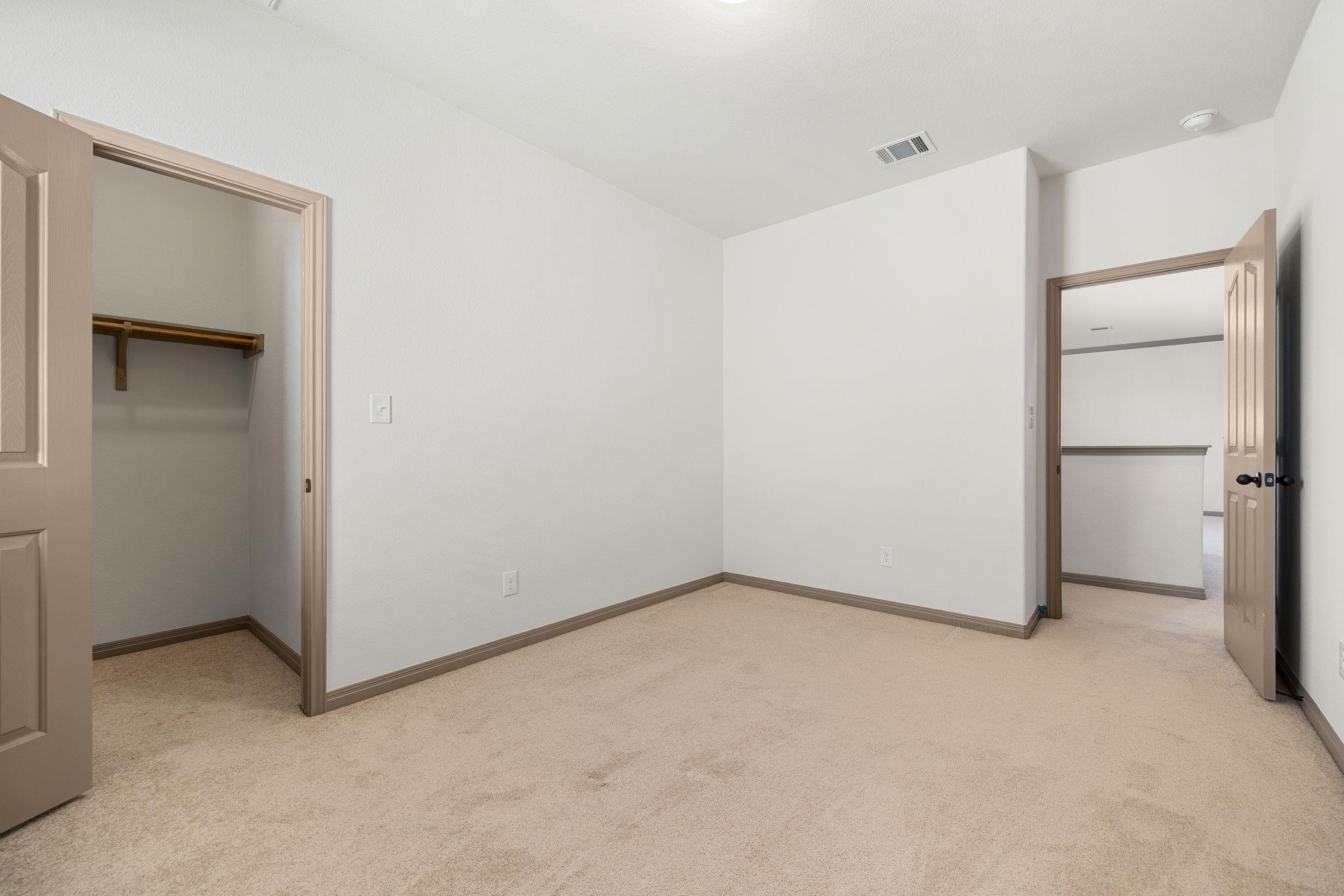 8608 Alophia Dr Property Photo 29