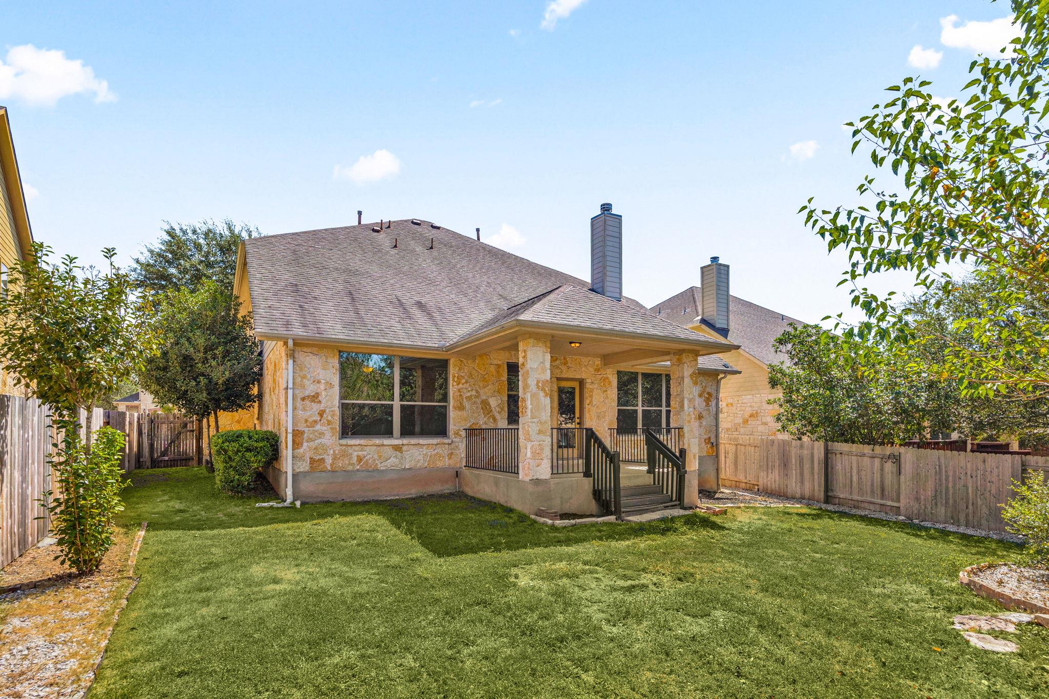 8608 Alophia Dr Property Photo 35