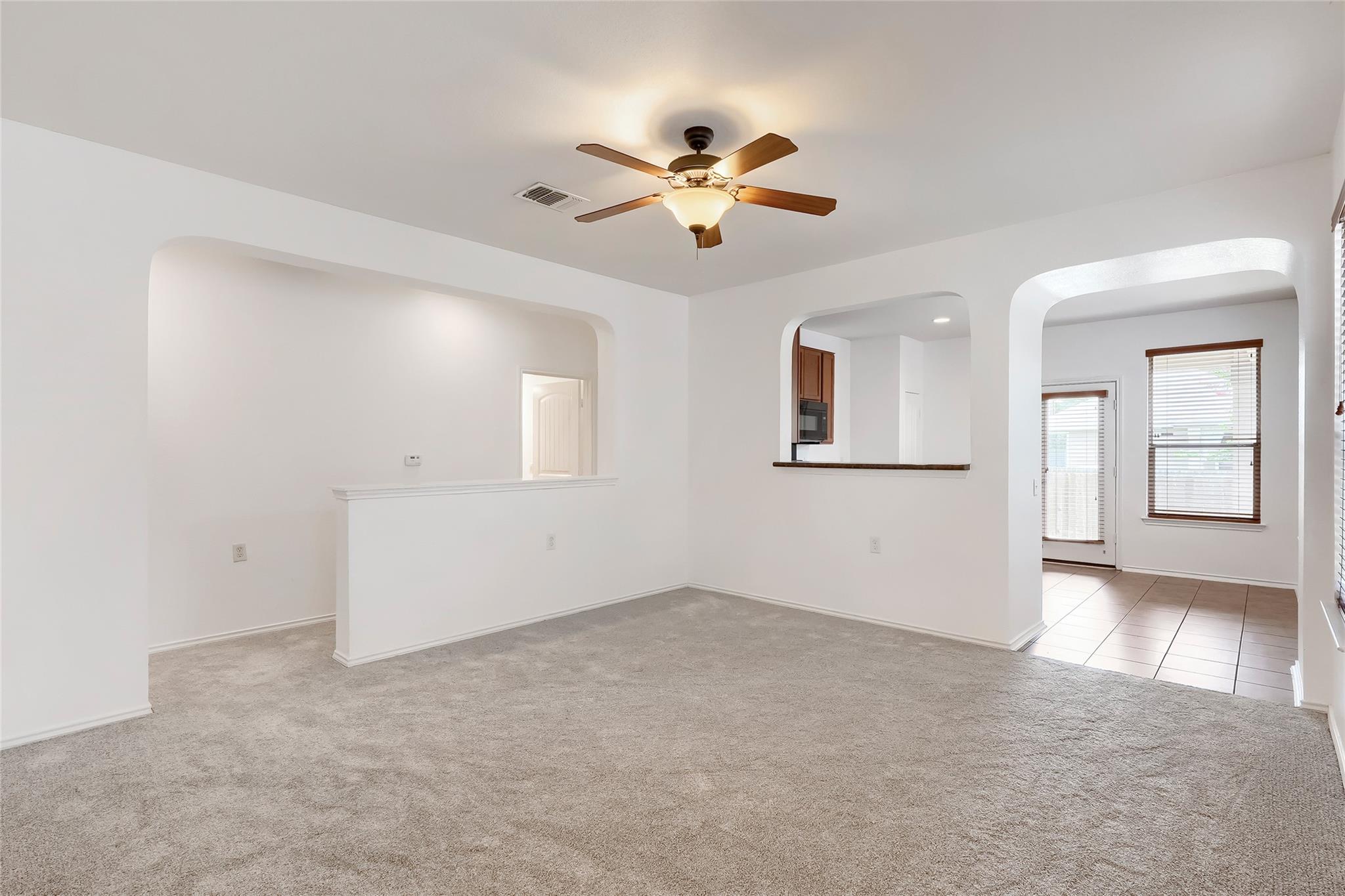 8921 Stambourne St Property Photo 6