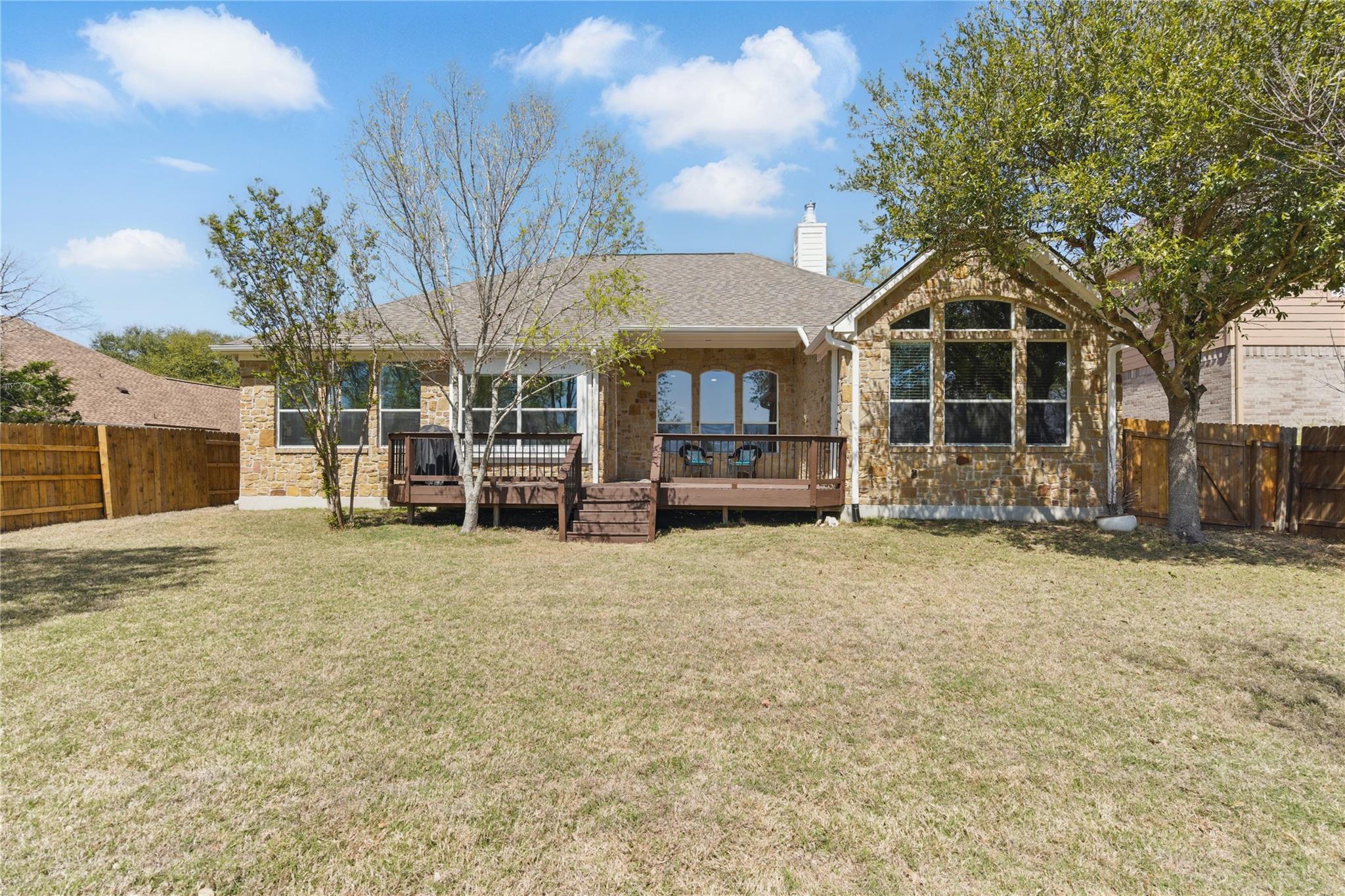225 Abbott Dr Property Photo 32