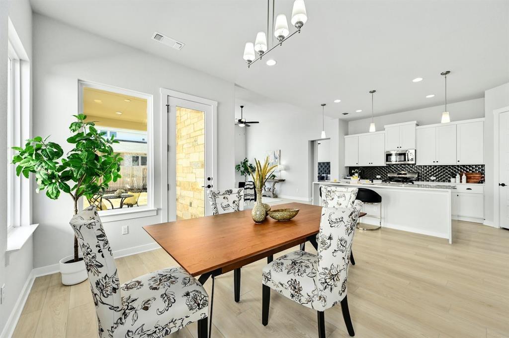 2316 Gold Dust Trl Property Photo 9