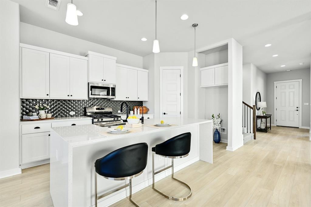 2316 Gold Dust Trl Property Photo 10