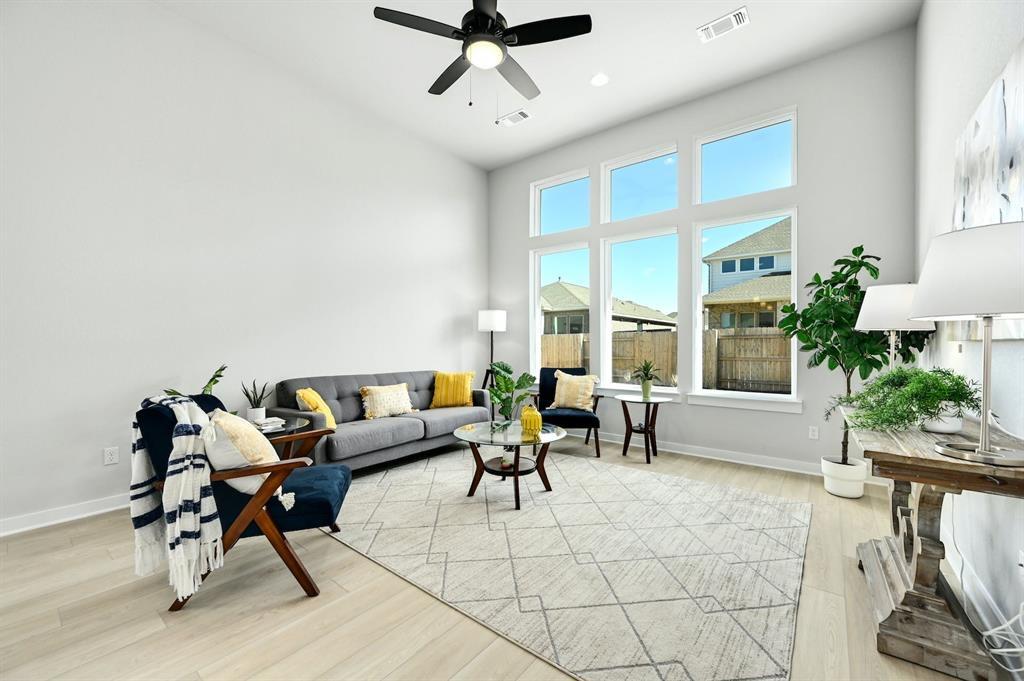 2316 Gold Dust Trl Property Photo 13