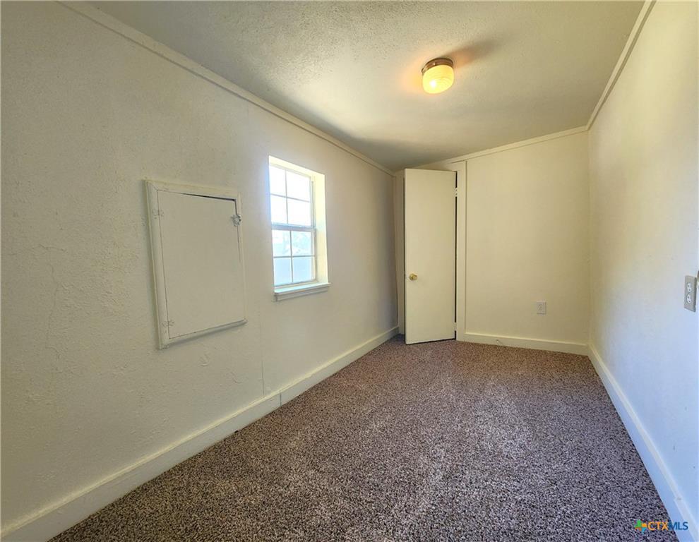 209 S 27th St Property Photo 20