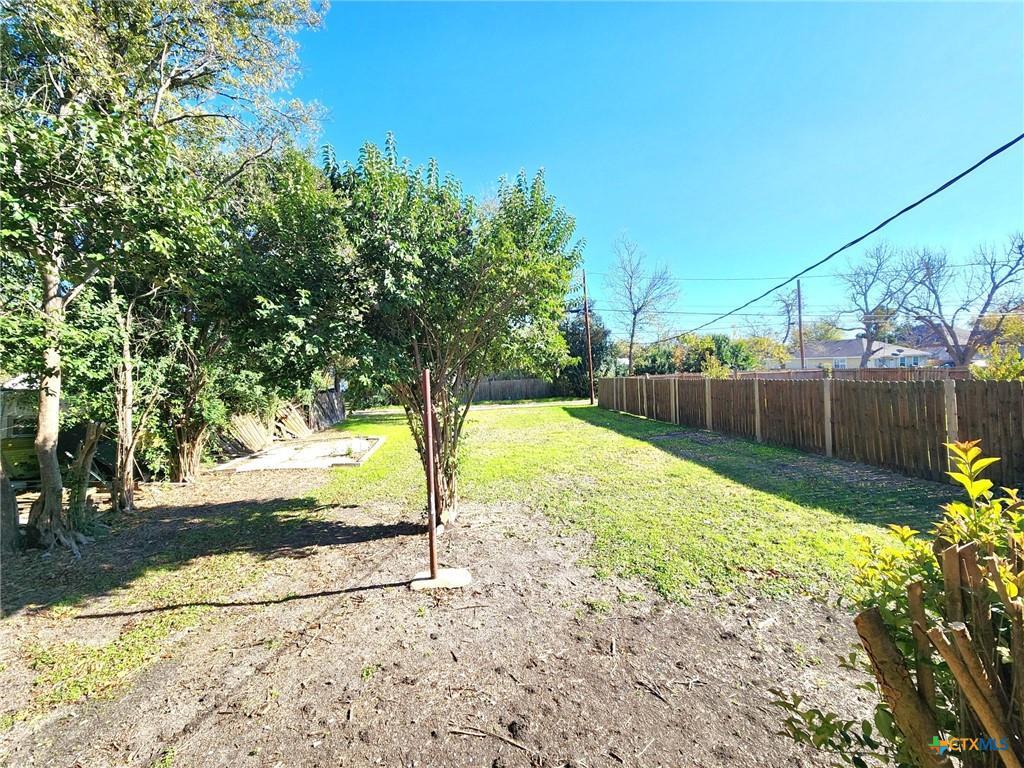 209 S 27th St Property Photo 23
