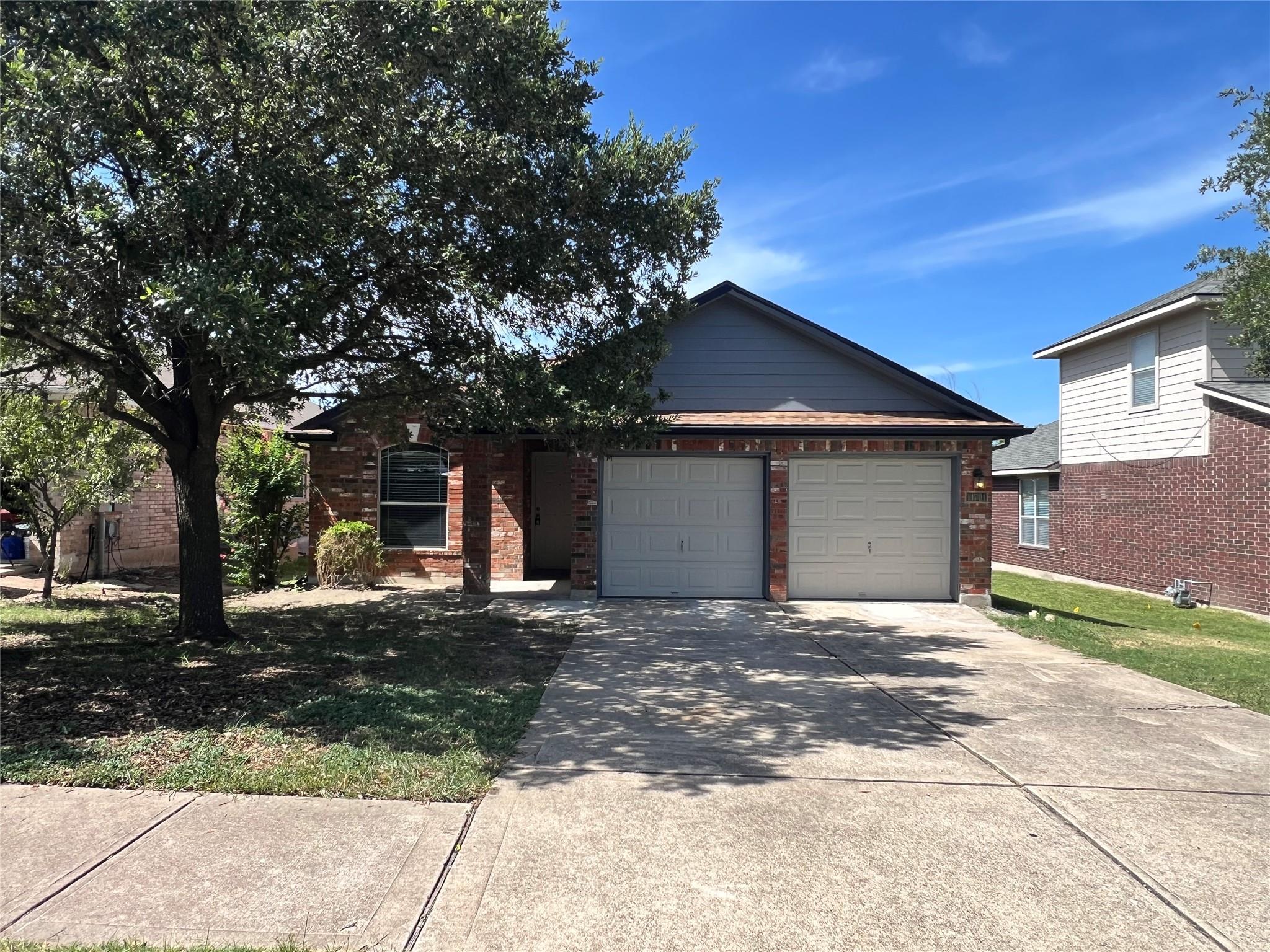 11701 Timber Heights Dr Property Photo 1