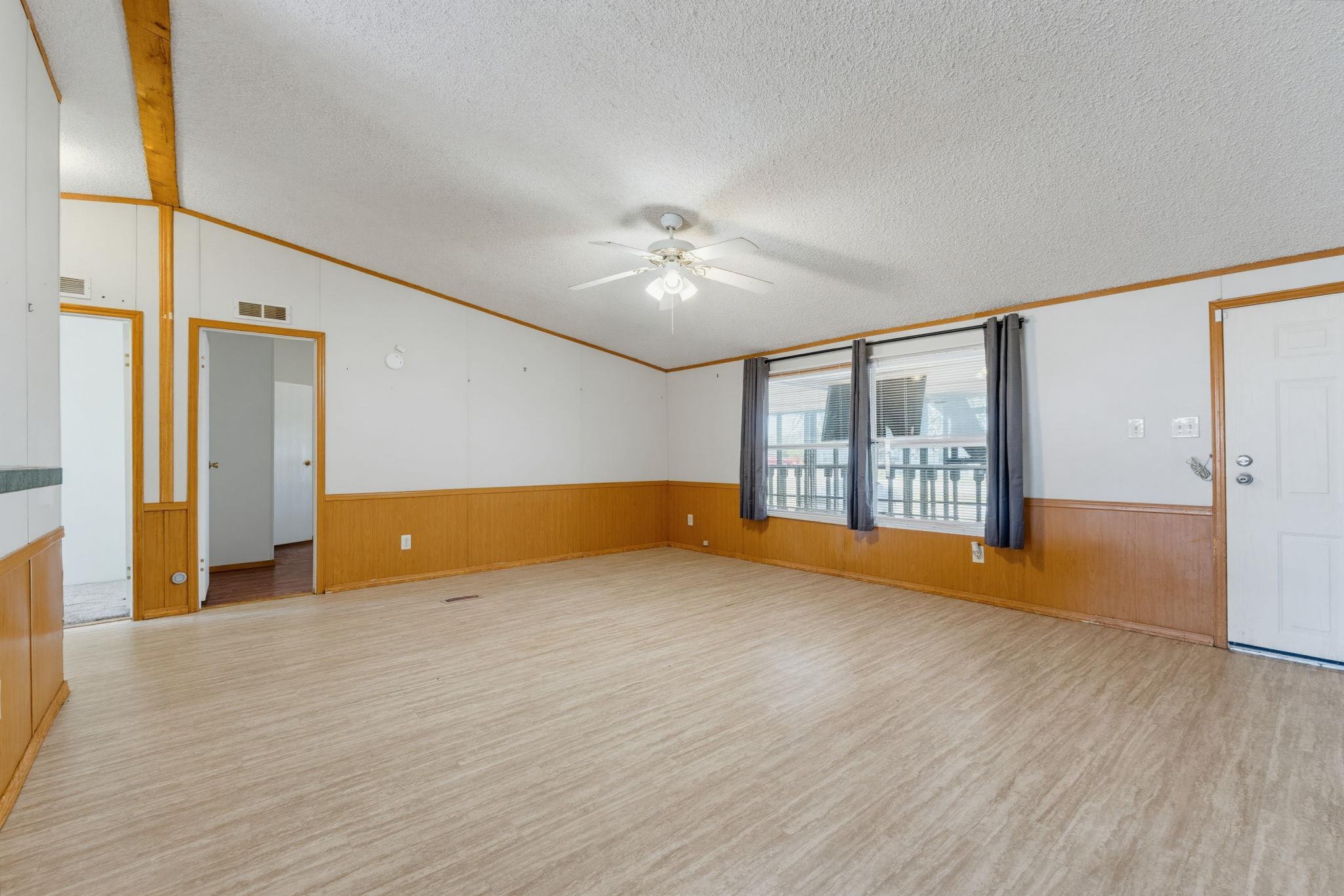 1506 Quail Point Dr Property Photo 7