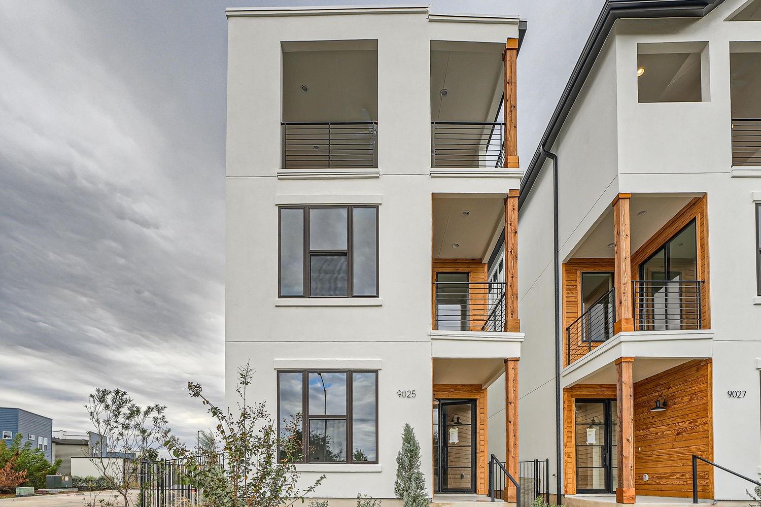 9025 Cattle Baron Path Property Photo 1