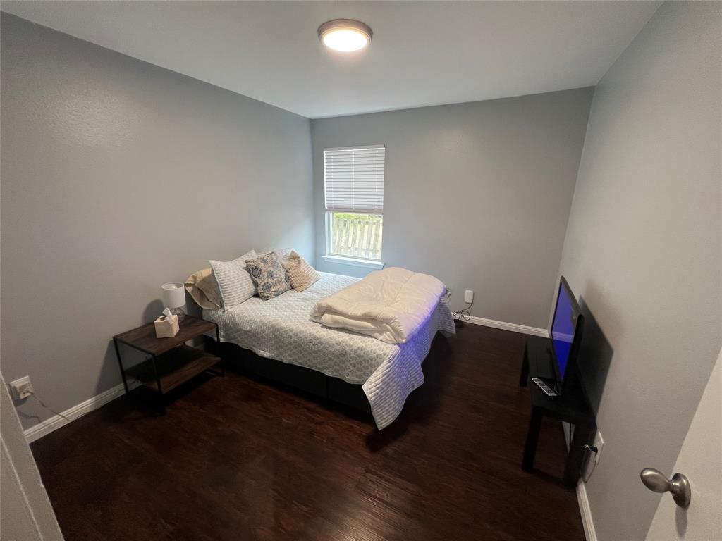 2100 Boyer Dr Property Photo 6