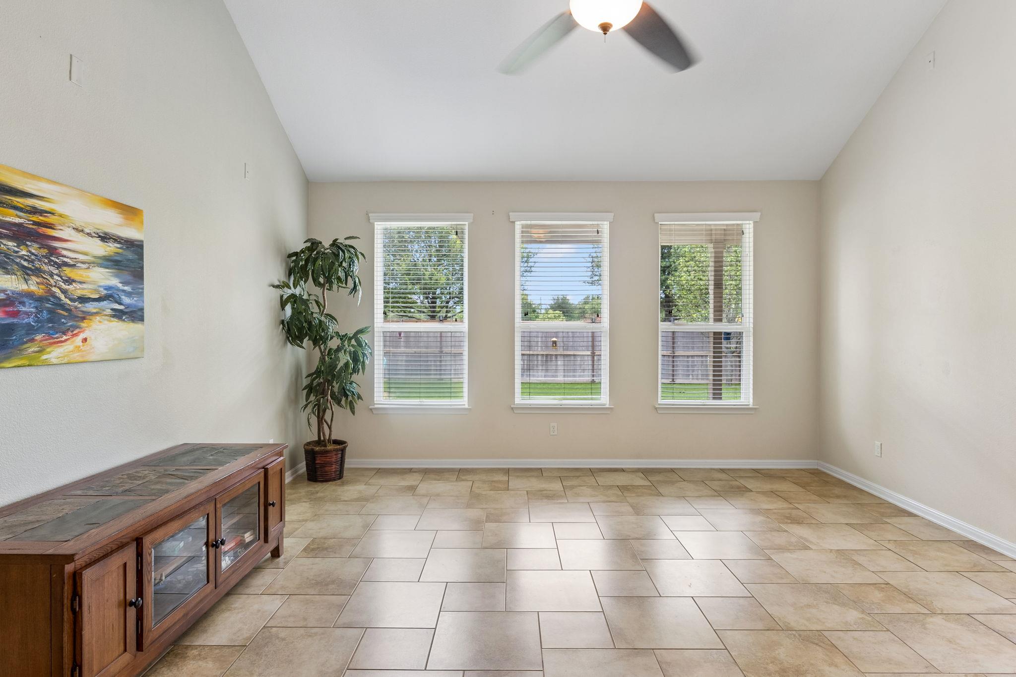 250 Mystic Hollow None Property Photo 13