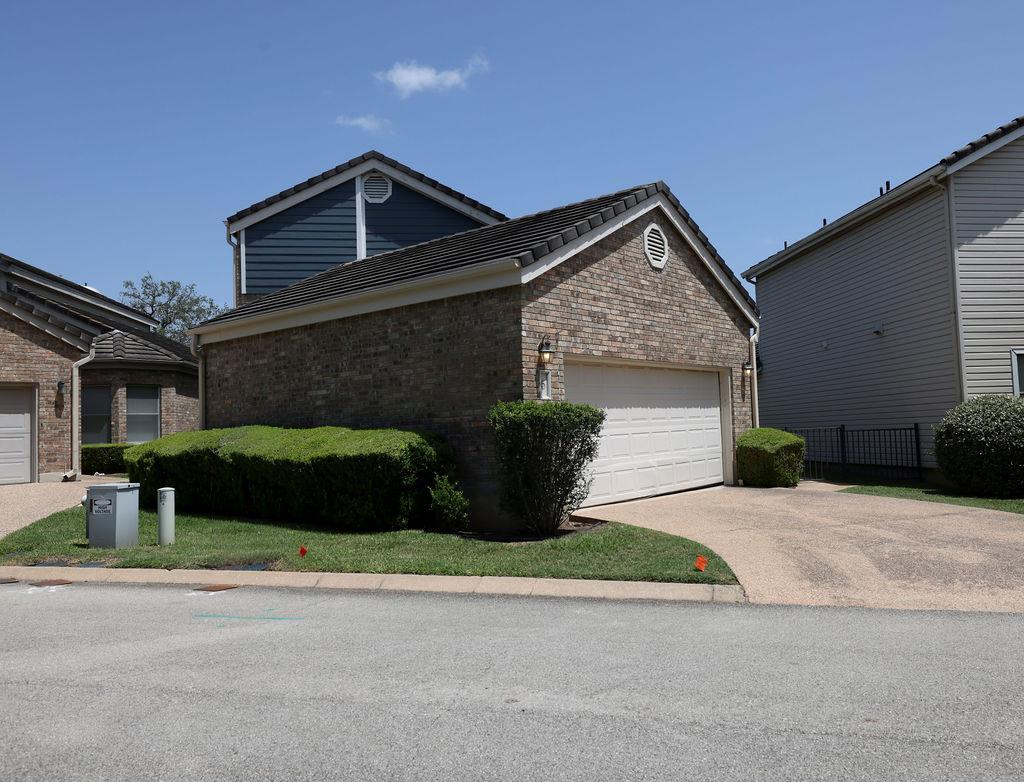 5 Champions Ln Property Photo 3