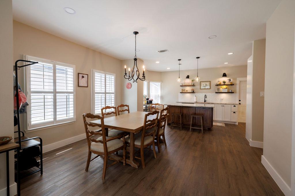 5 Champions Ln Property Photo 5