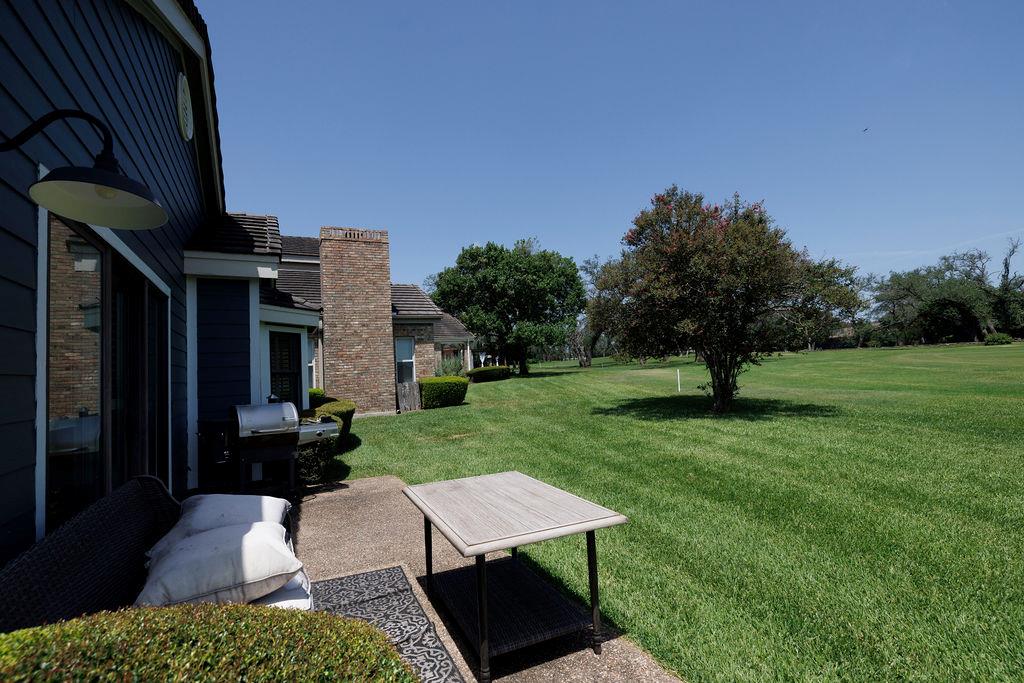 5 Champions Ln Property Photo 15