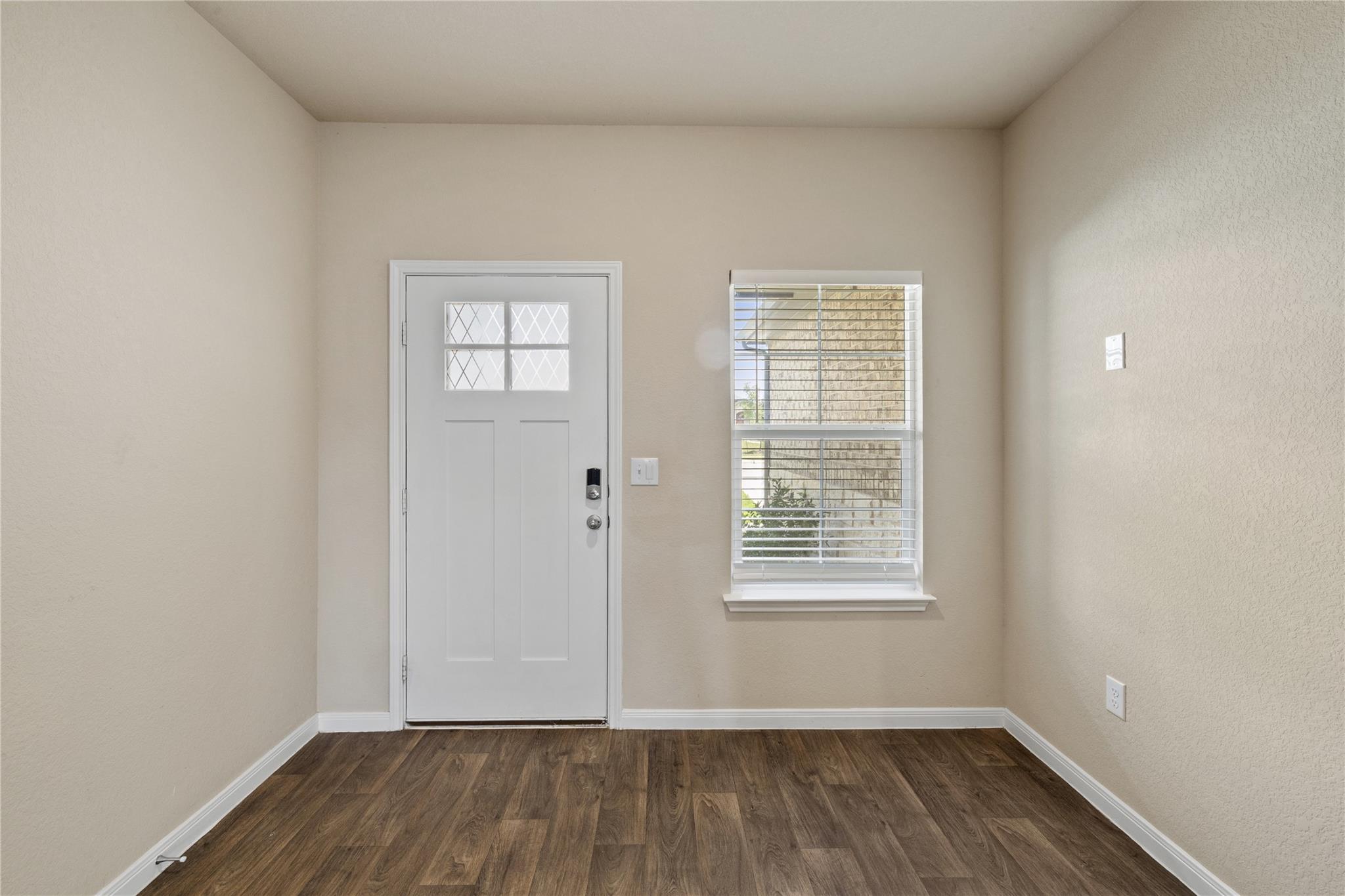 2905 Maryanne Ln Property Photo 6