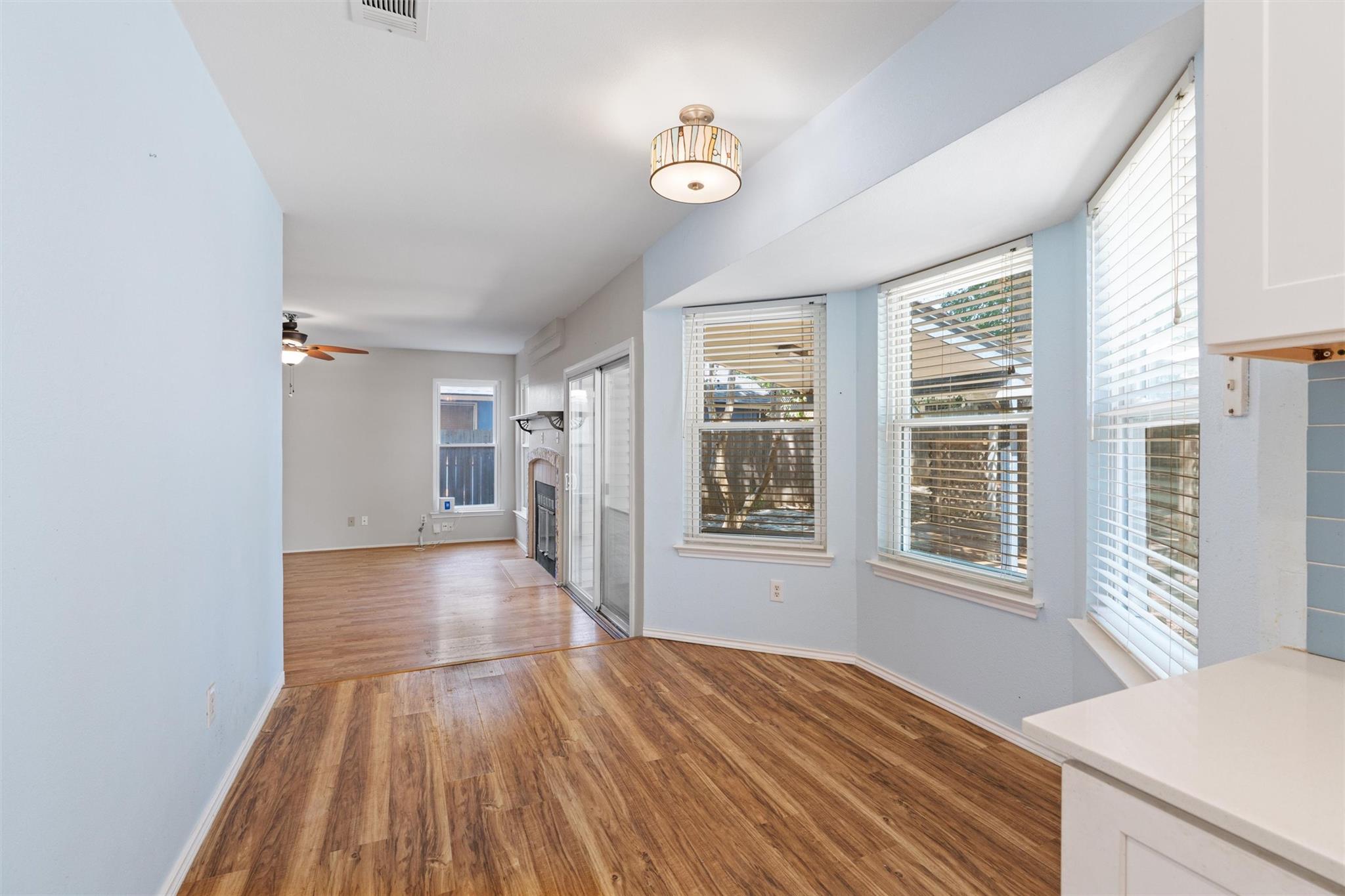 12319 Yarmont Way Property Photo 9