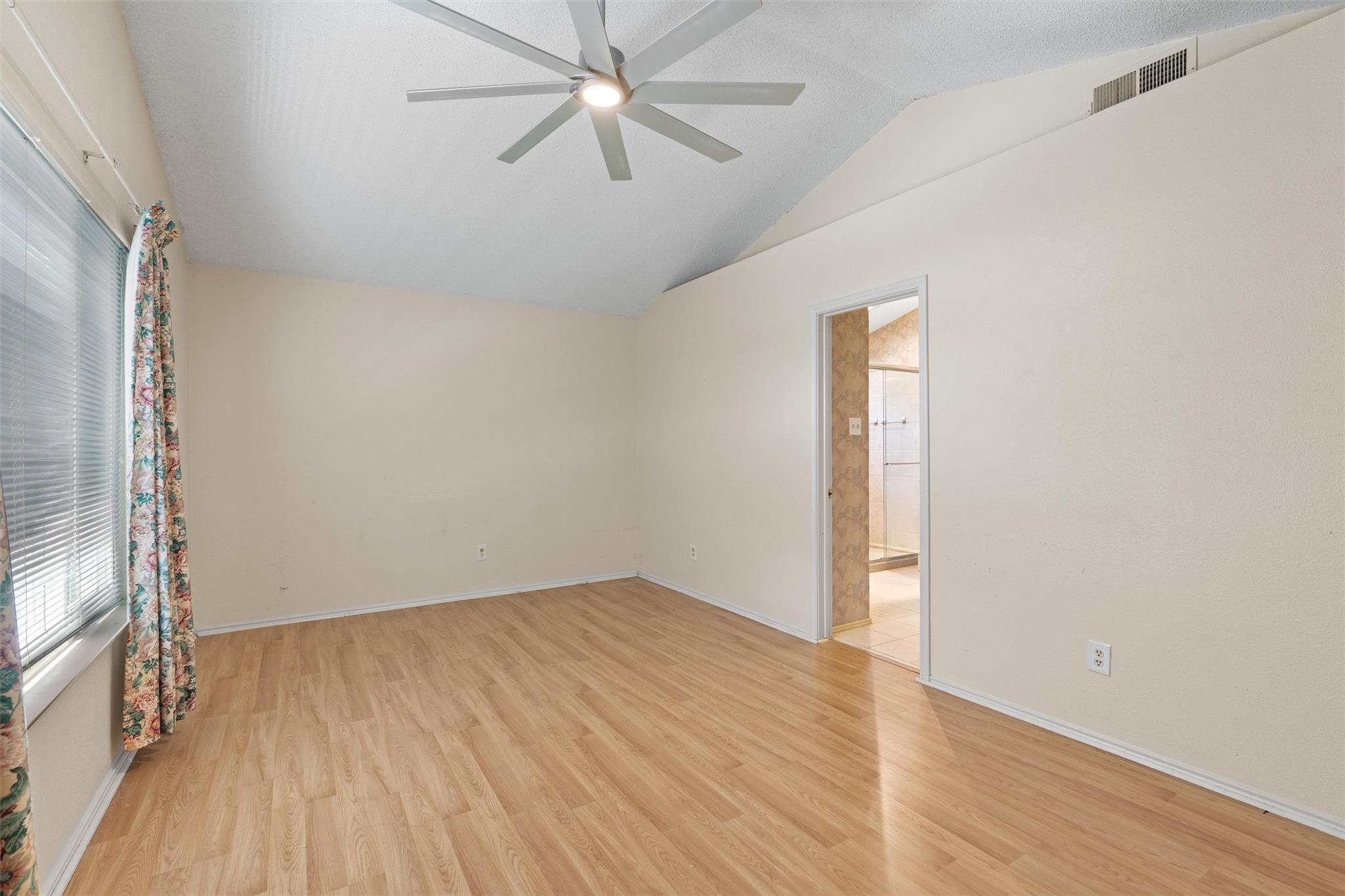 12319 Yarmont Way Property Photo 16