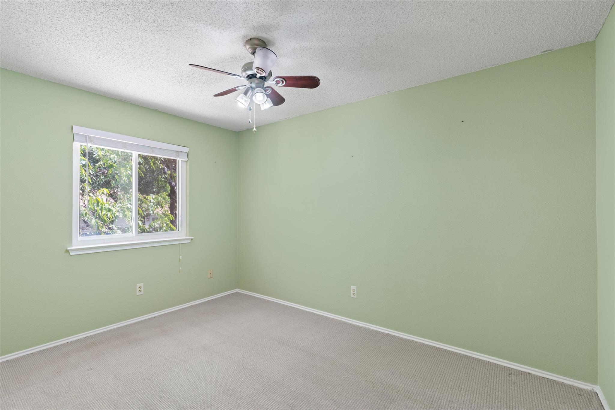 12319 Yarmont Way Property Photo 19