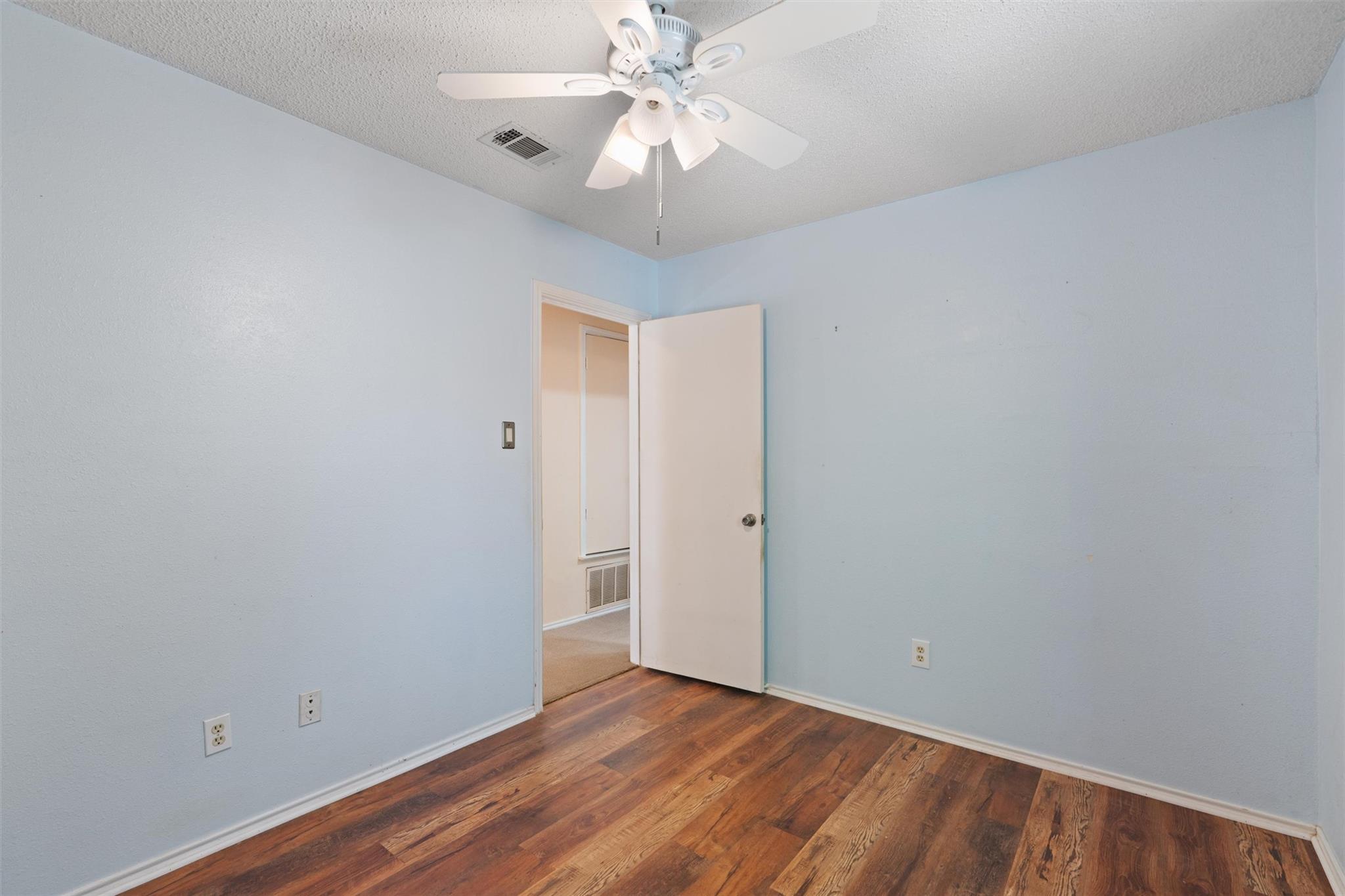 12319 Yarmont Way Property Photo 21