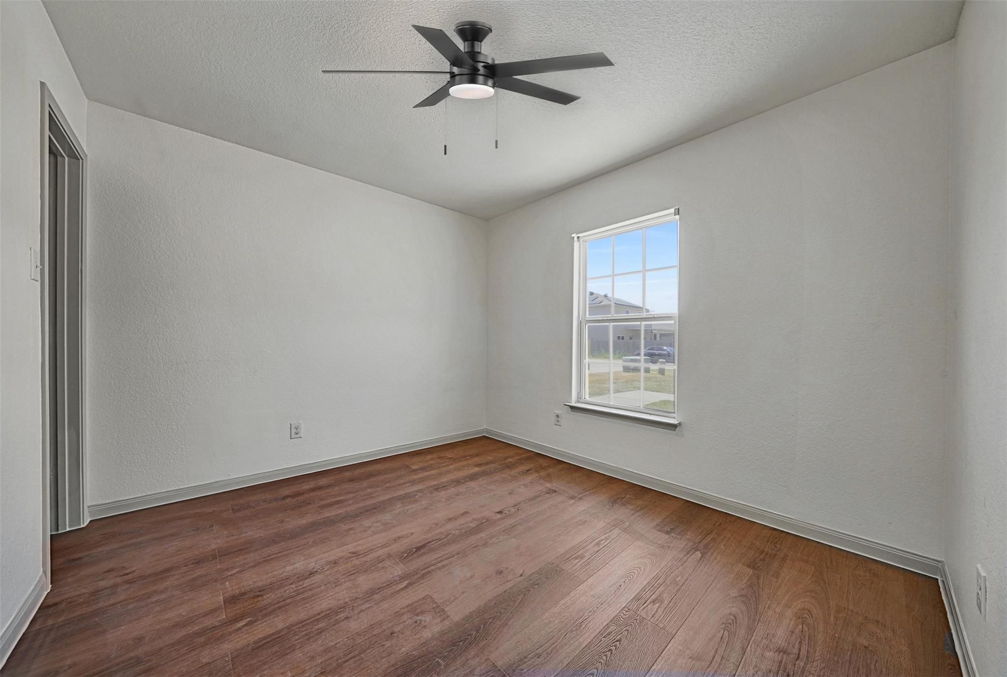 360 Farmer Ln Property Photo 12