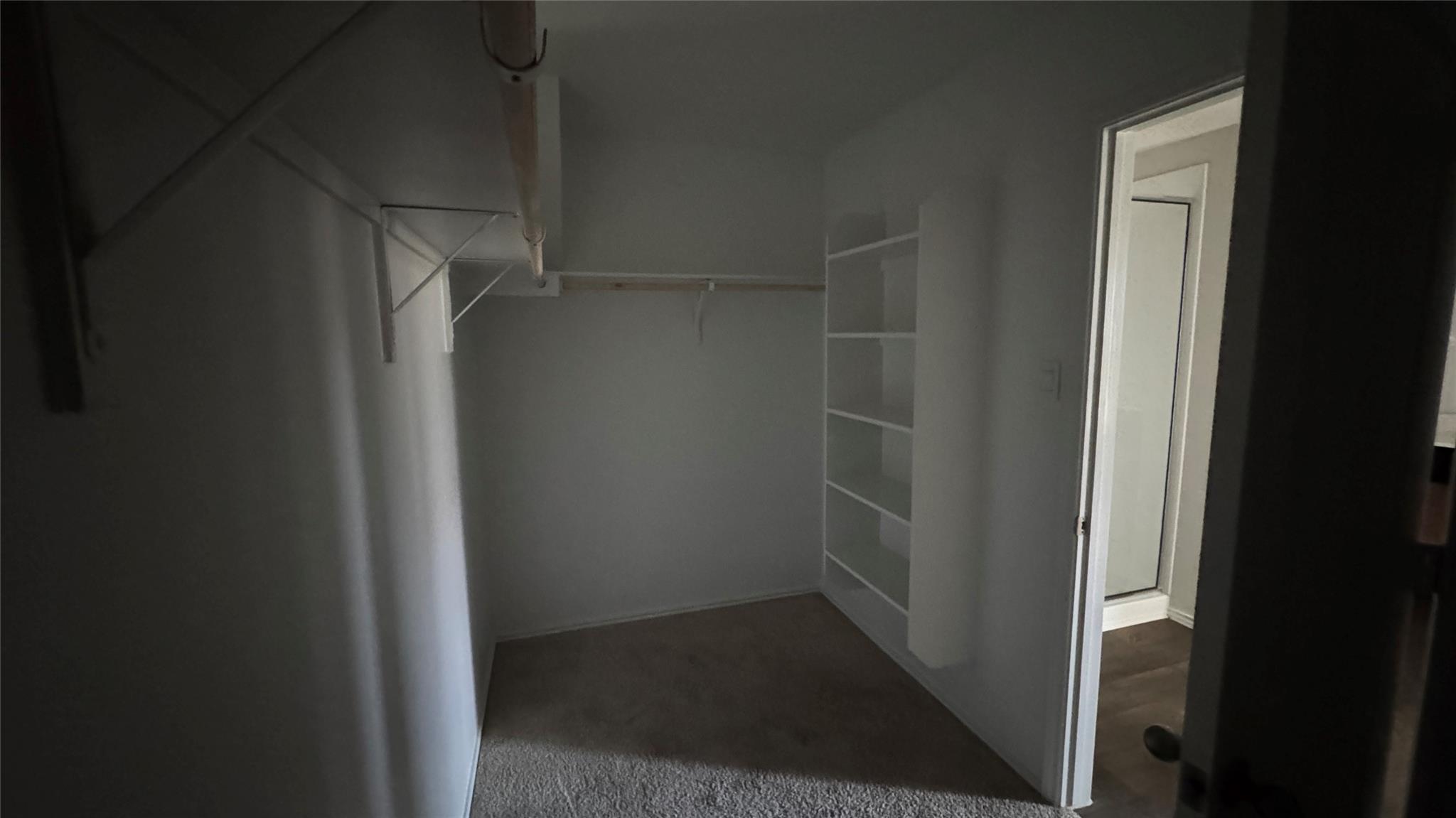 408 Frogmore Loop Property Photo 11