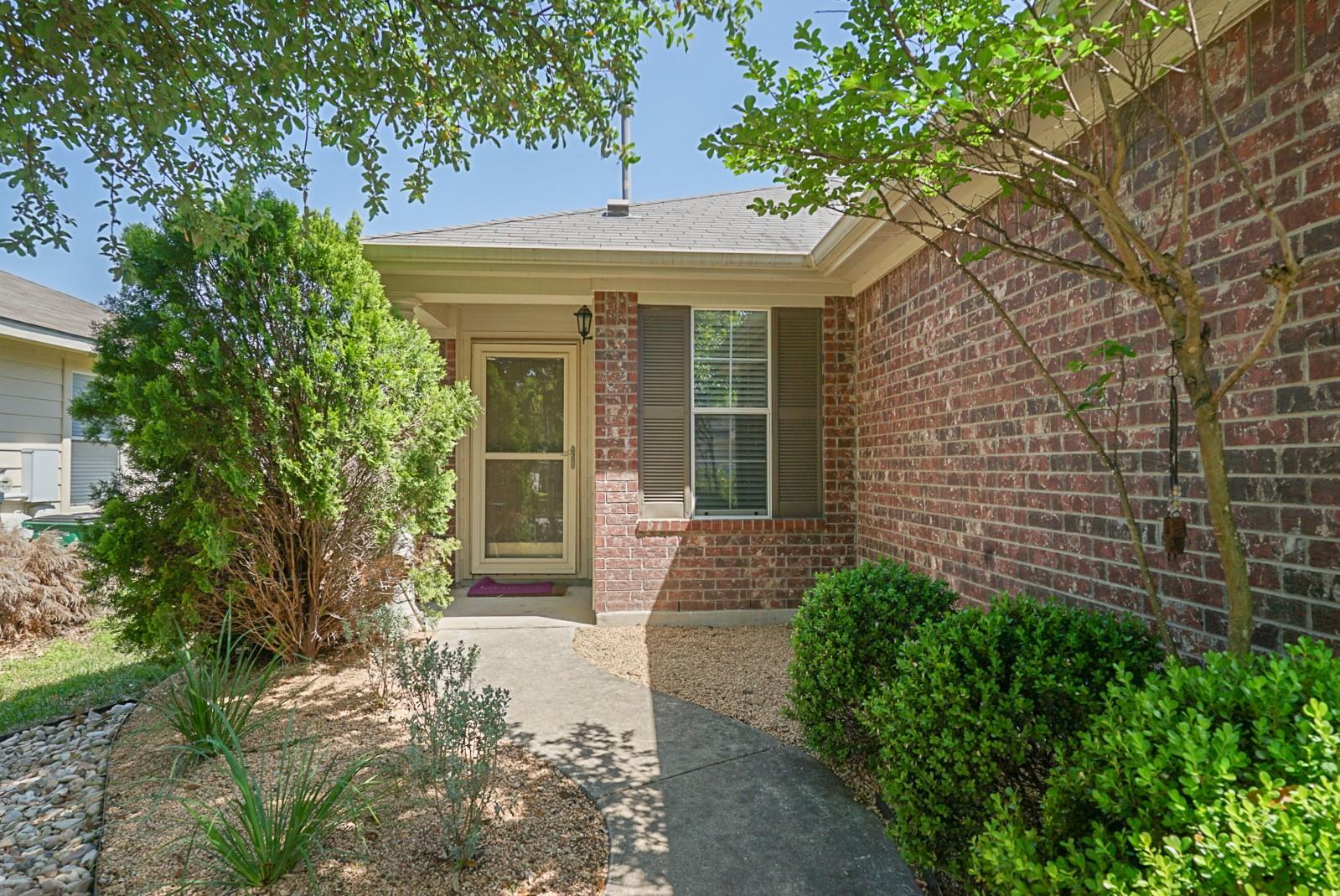 8505 Shallot Way Property Photo 5