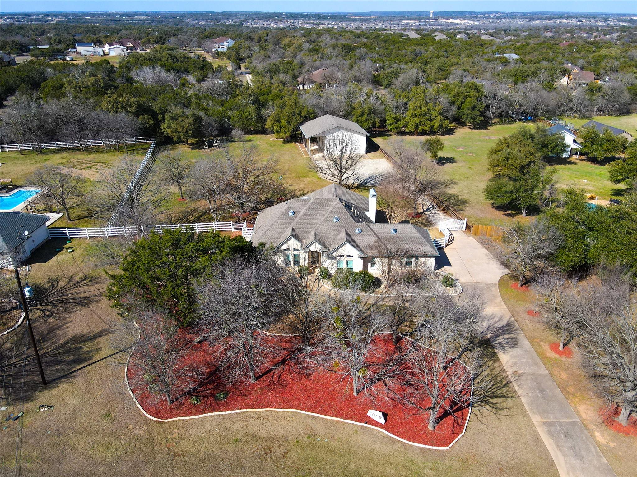 221 Four T Ranch Rd Property Photo 3