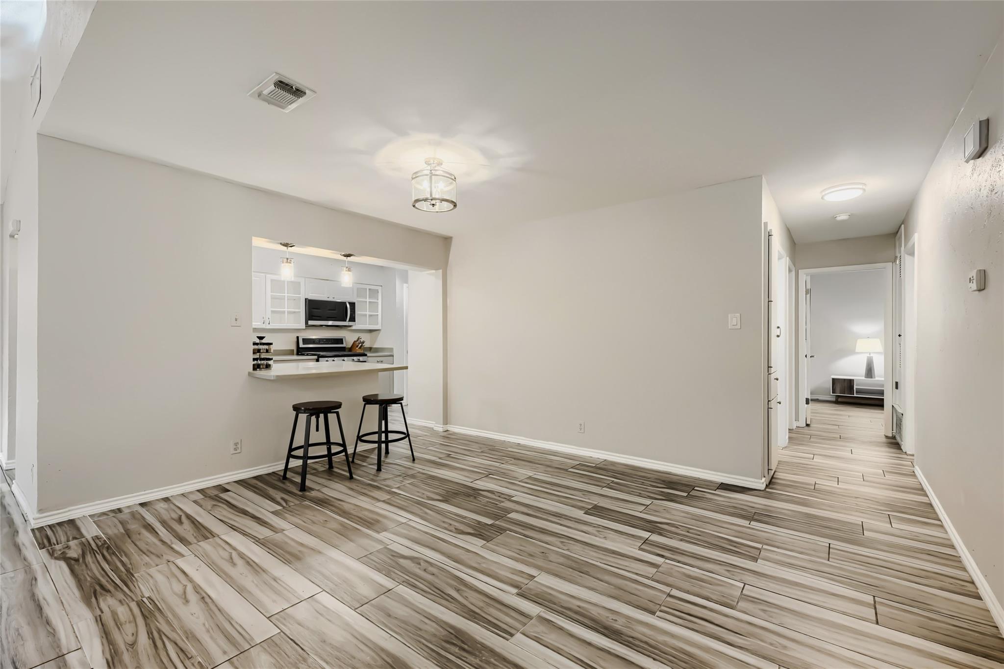 1300 Neans Dr Property Photo 8