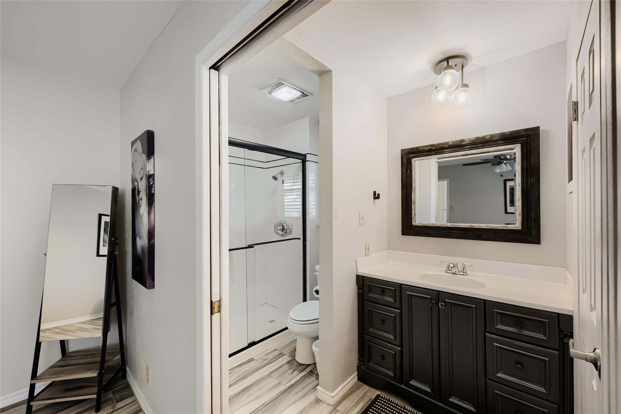 1300 Neans Dr Property Photo 16