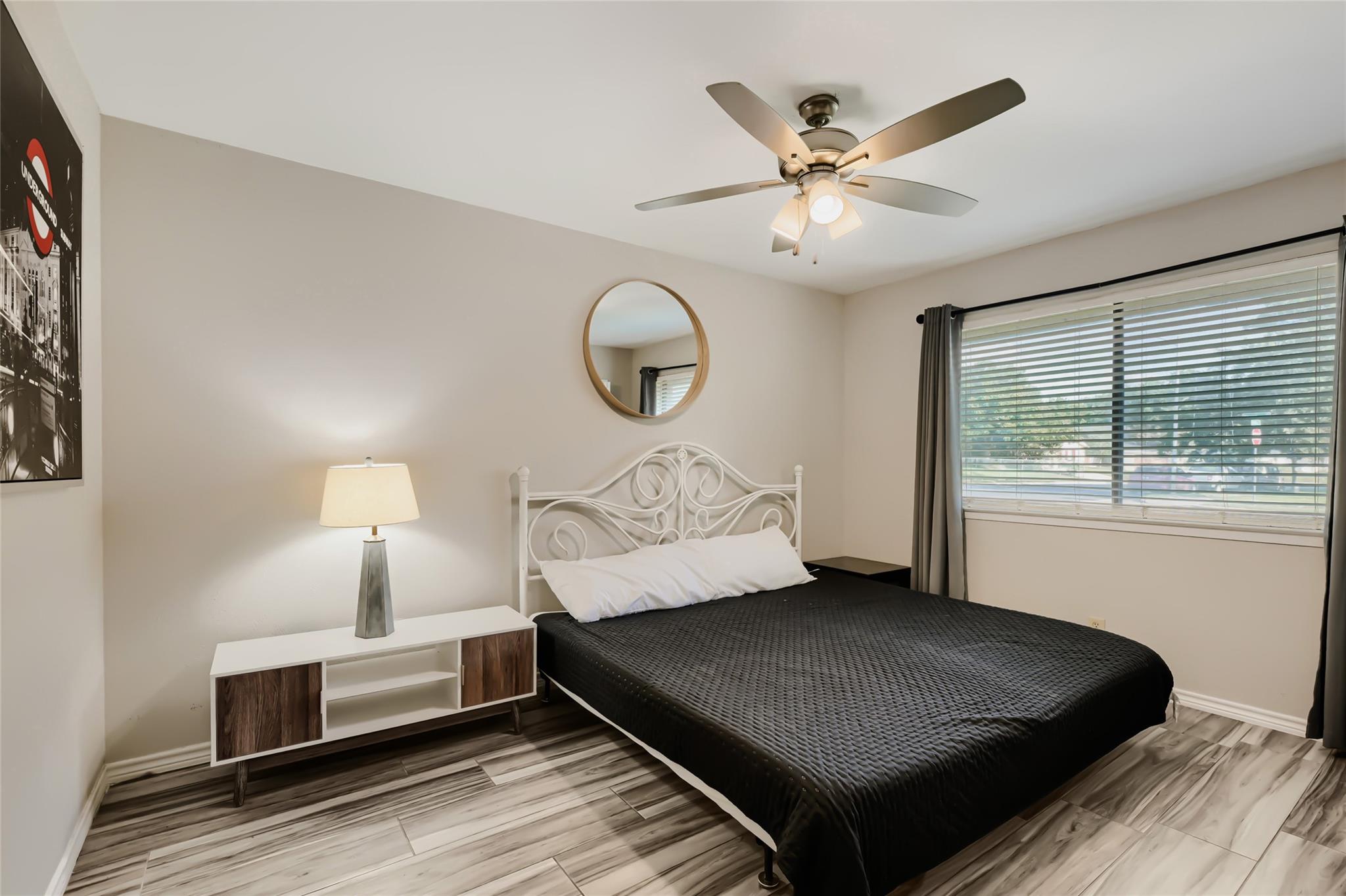 1300 Neans Dr Property Photo 18