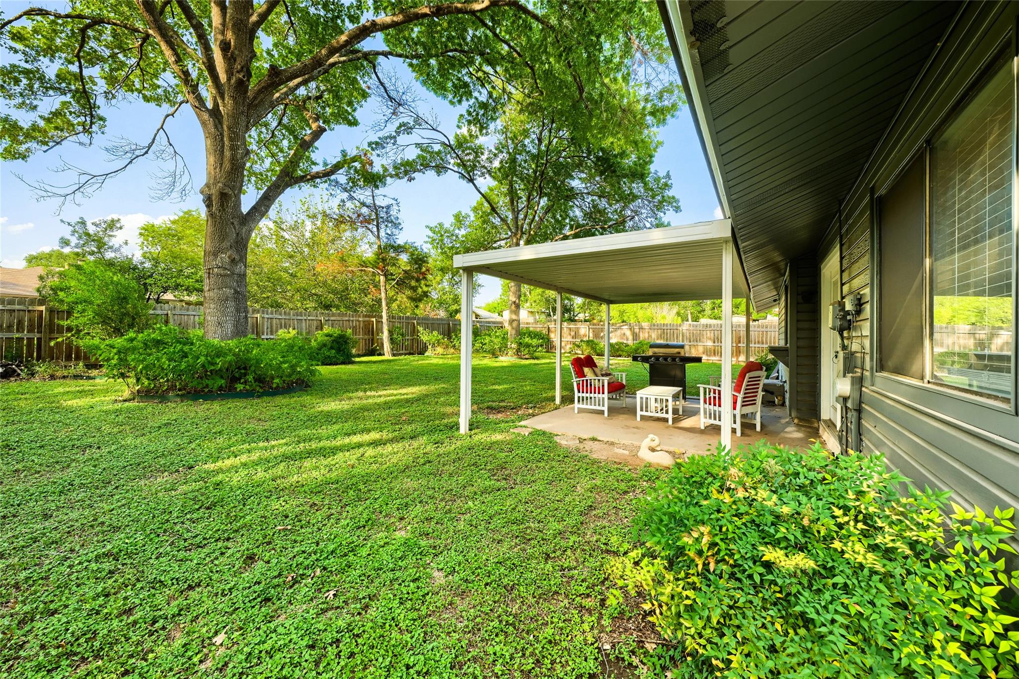 1300 Neans Dr Property Photo 23