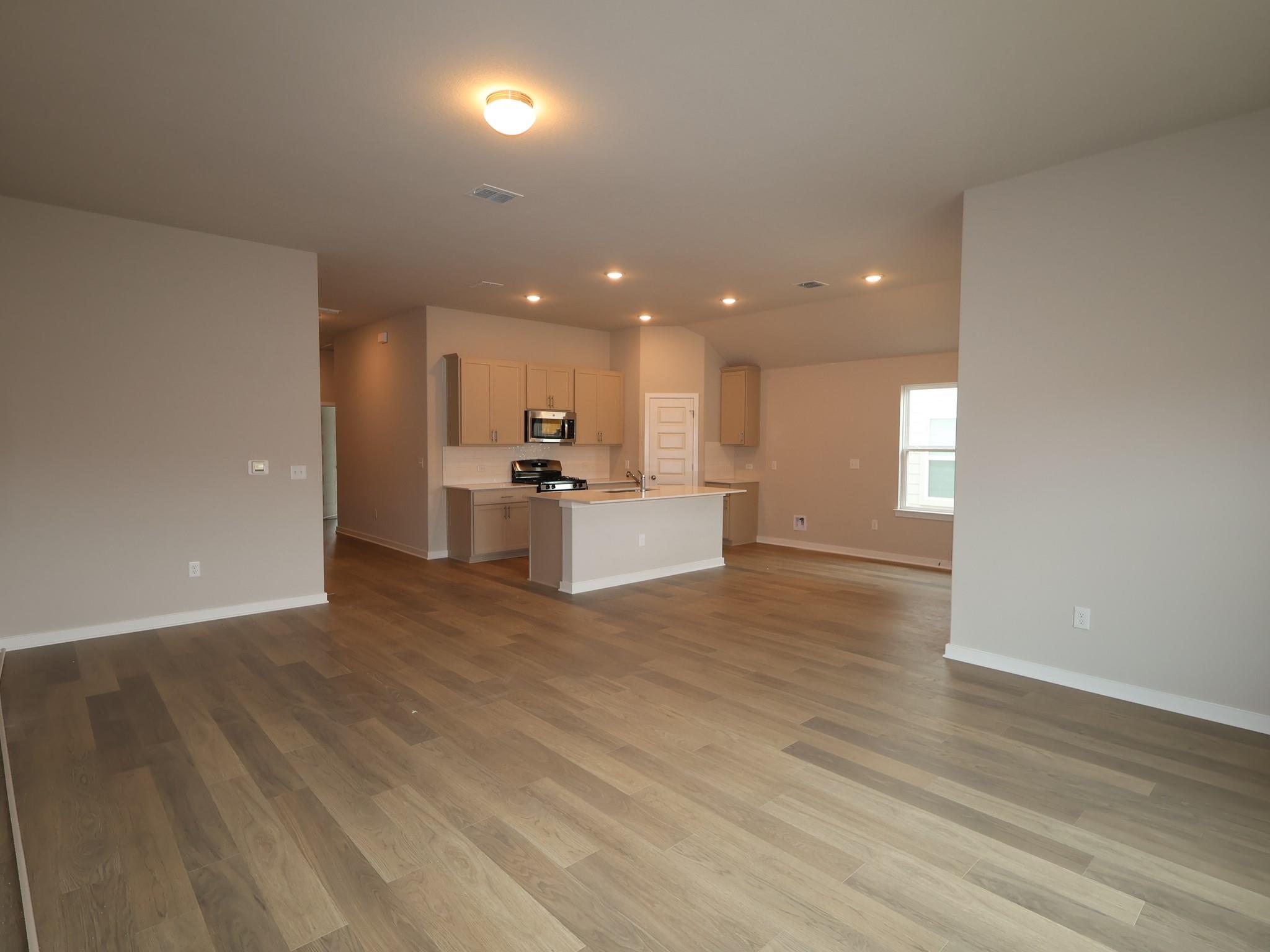 4517 Lava Island Dr Property Photo 2