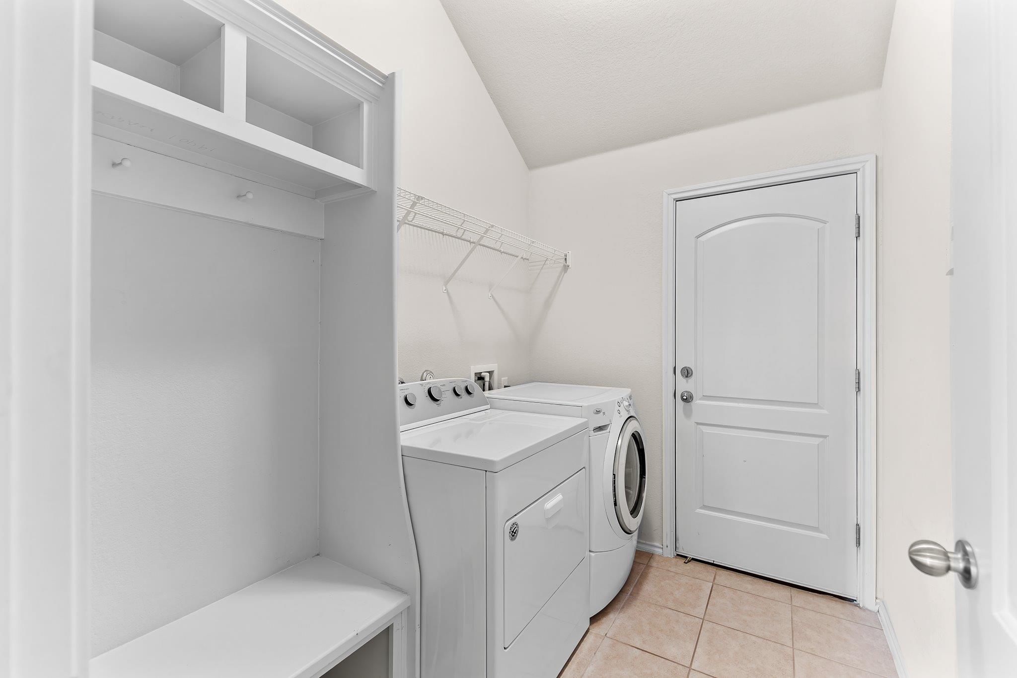 19401 Morgana Dr Property Photo 26