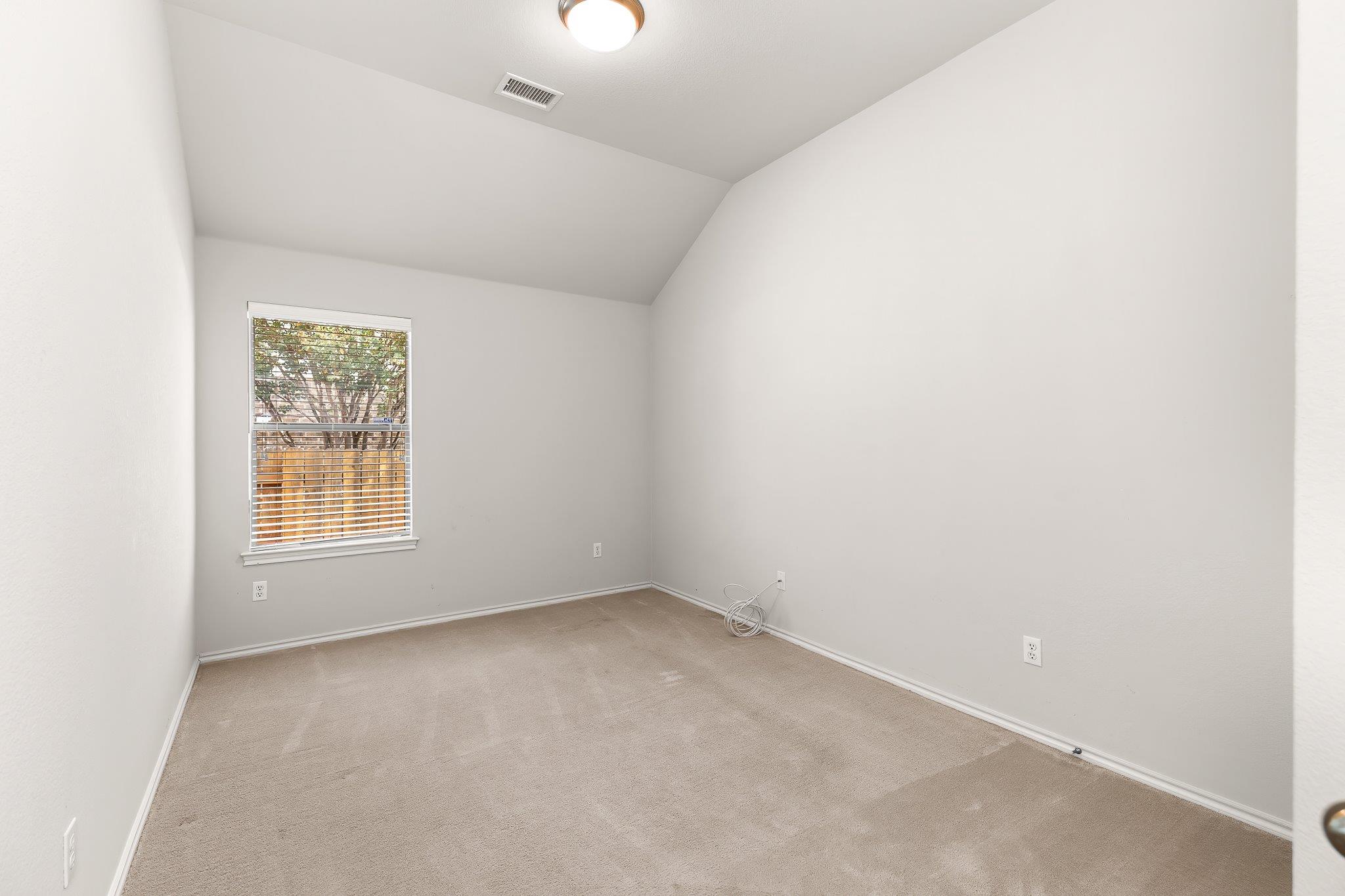 19401 Morgana Dr Property Photo 27